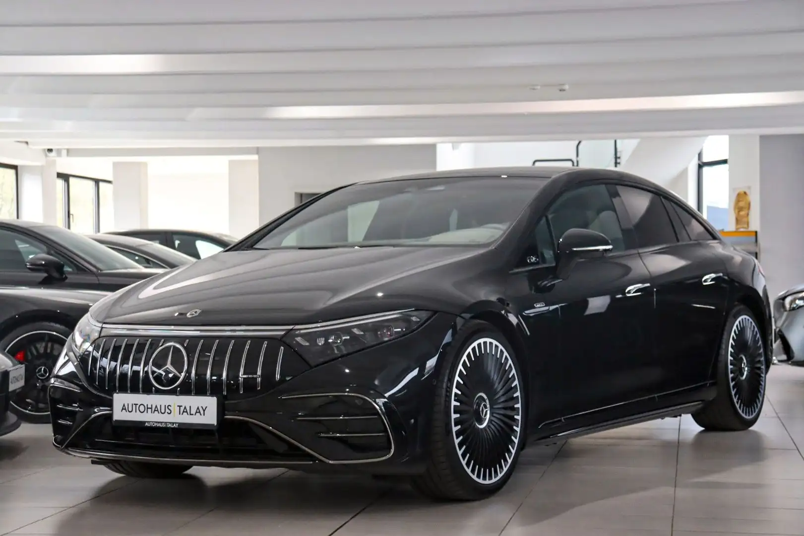 Mercedes-Benz EQS 53 AMG Dynamic+/Premium+/Keramik/Fond+/22" Black - 1