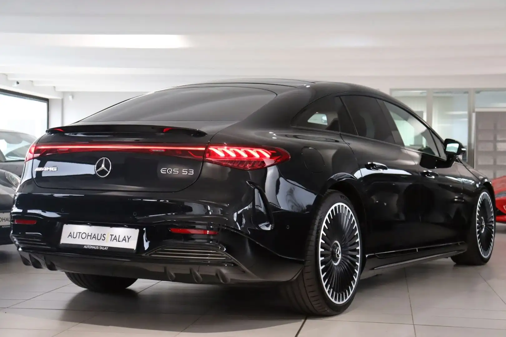Mercedes-Benz EQS 53 AMG Dynamic+/Premium+/Keramik/Fond+/22" Noir - 2