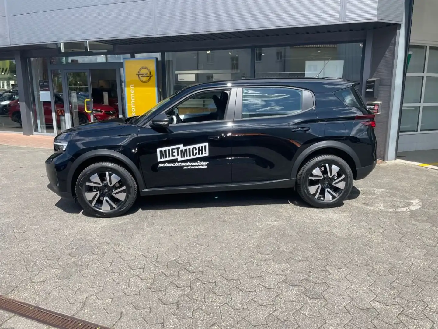 Opel Frontera 1.2 DI Hybrid 48V eDCT Edition (1G) Schwarz - 2