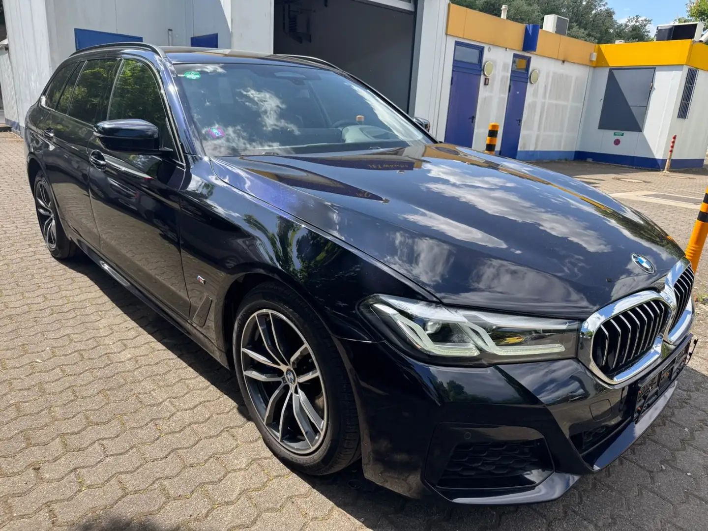 BMW 540 d xDrive M Paket LED+HUD+HarmanKardon+Standh Negro - 2