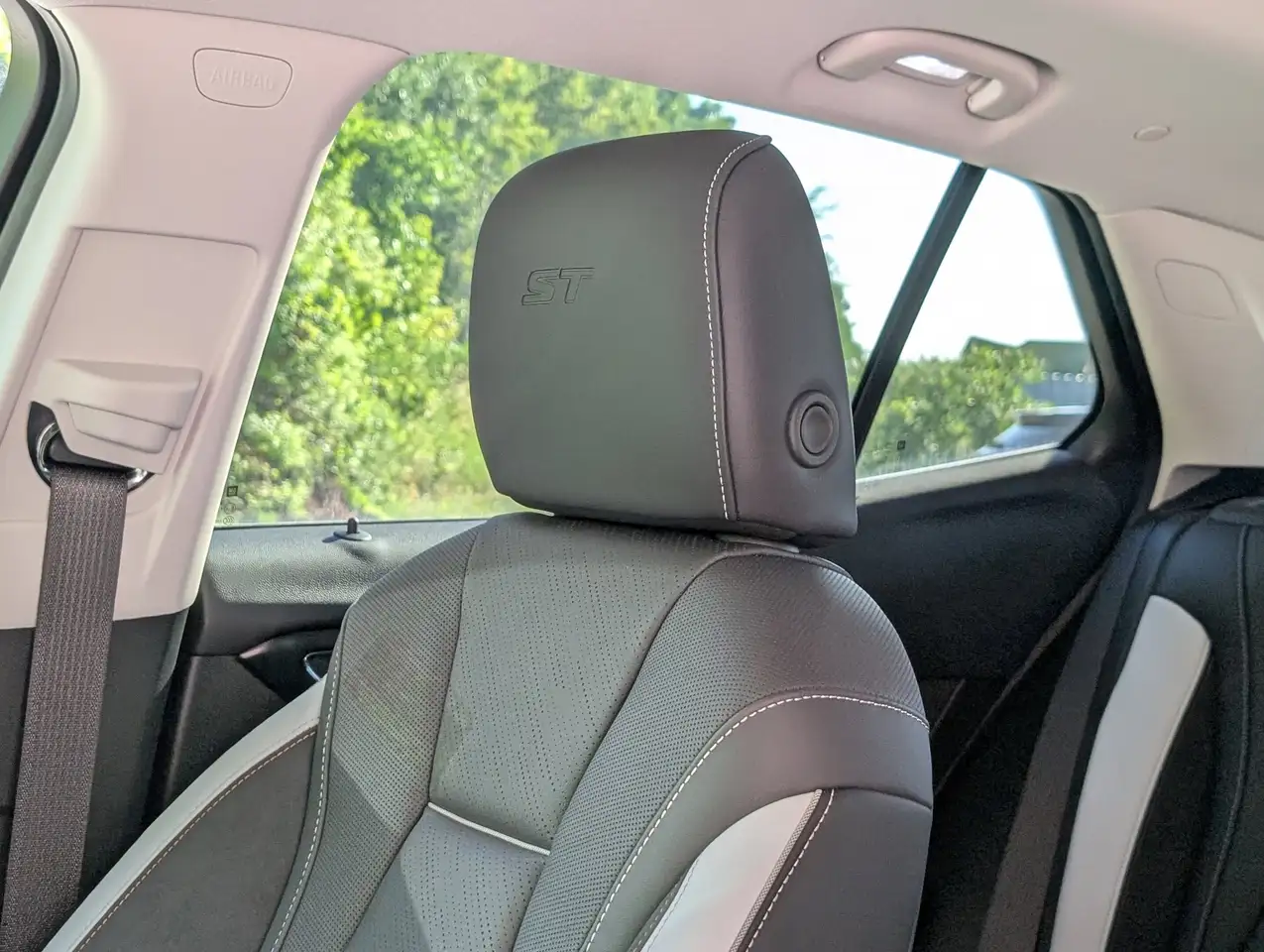 Buick Envision снимка Buick Envision