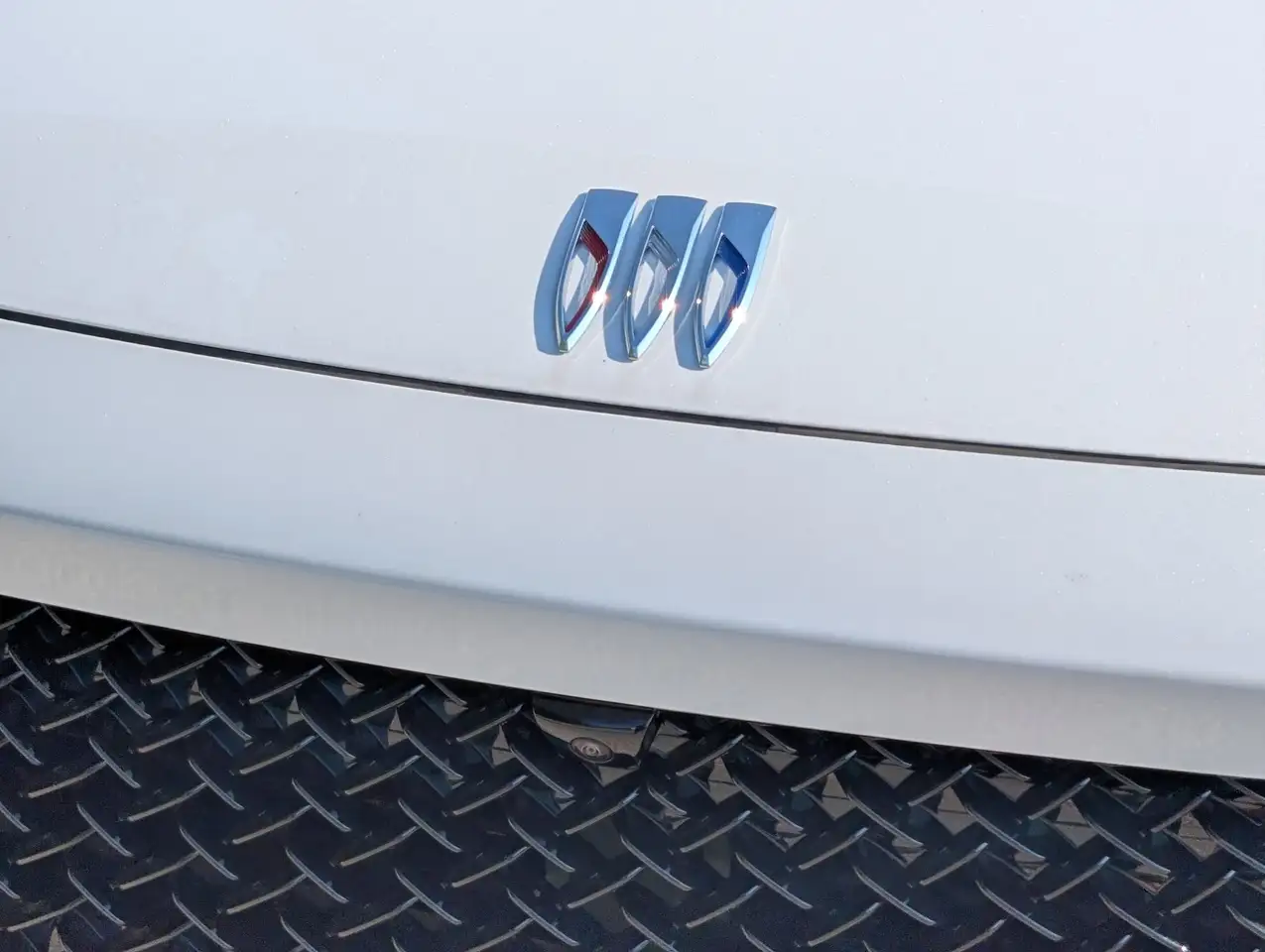 Buick Envision снимка Buick Envision