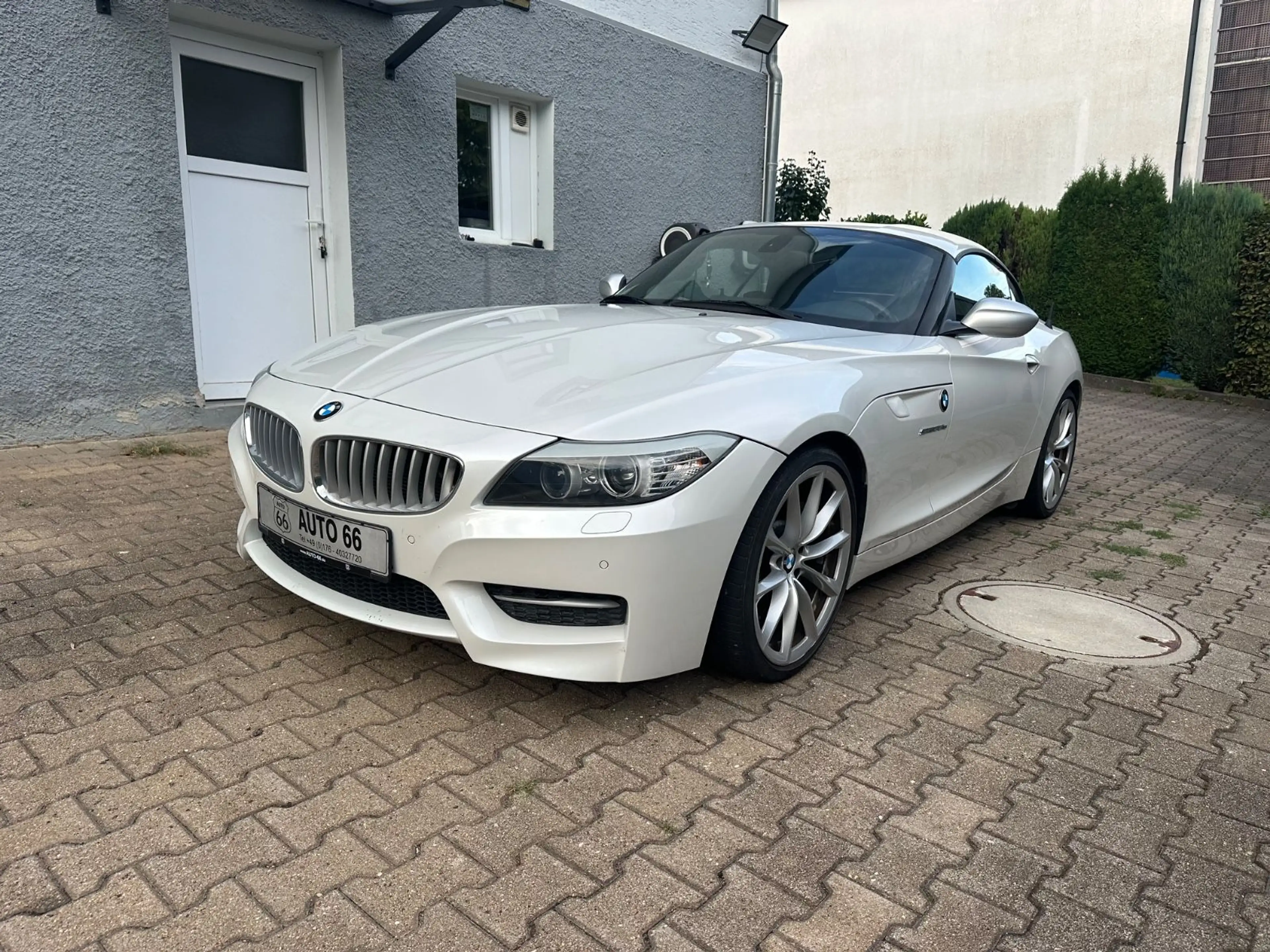 BMW Z4 Roadster sdrive 35 is M Sportpaket — photo 4