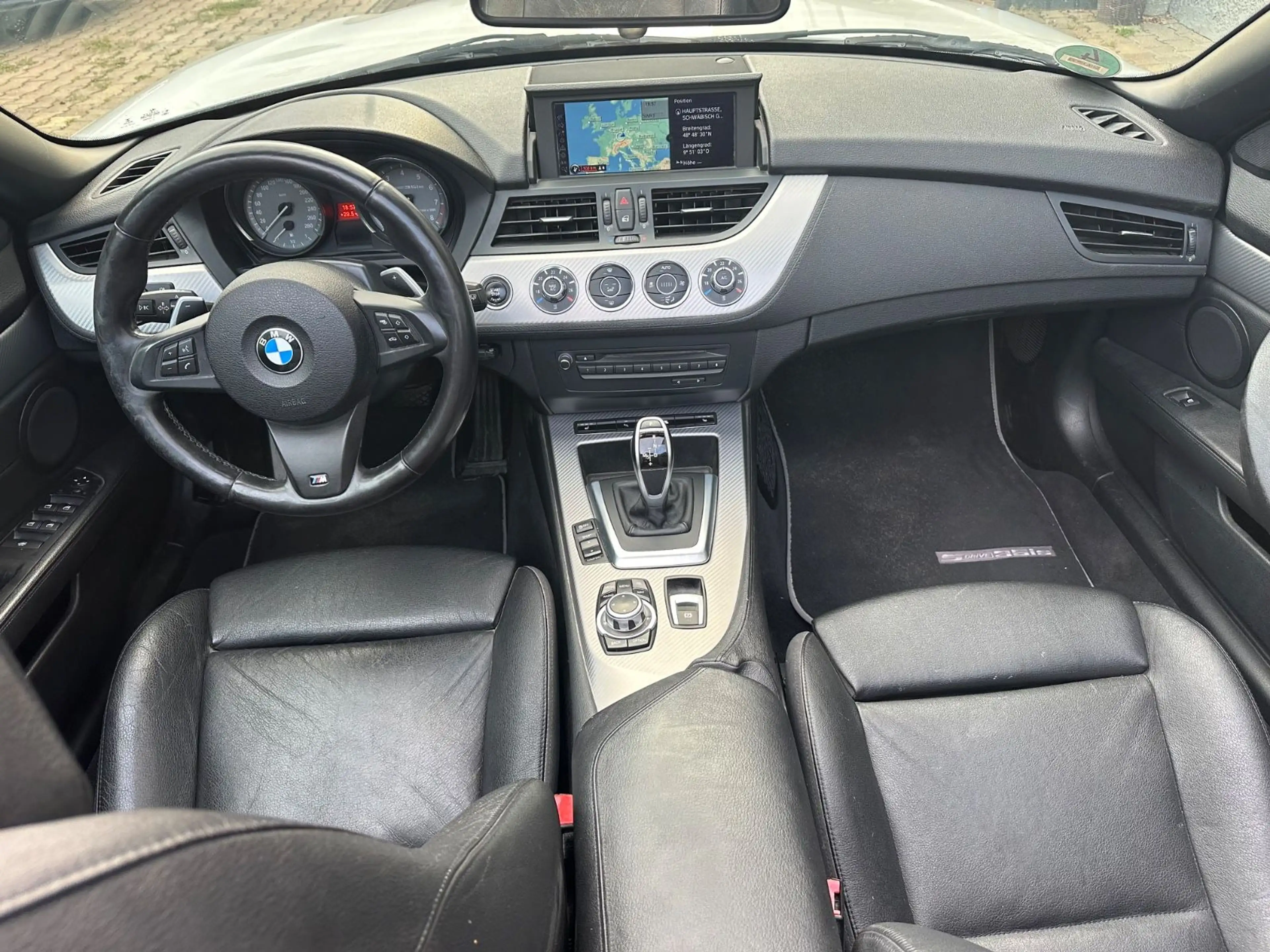 BMW Z4 Roadster sdrive 35 is M Sportpaket — photo 13