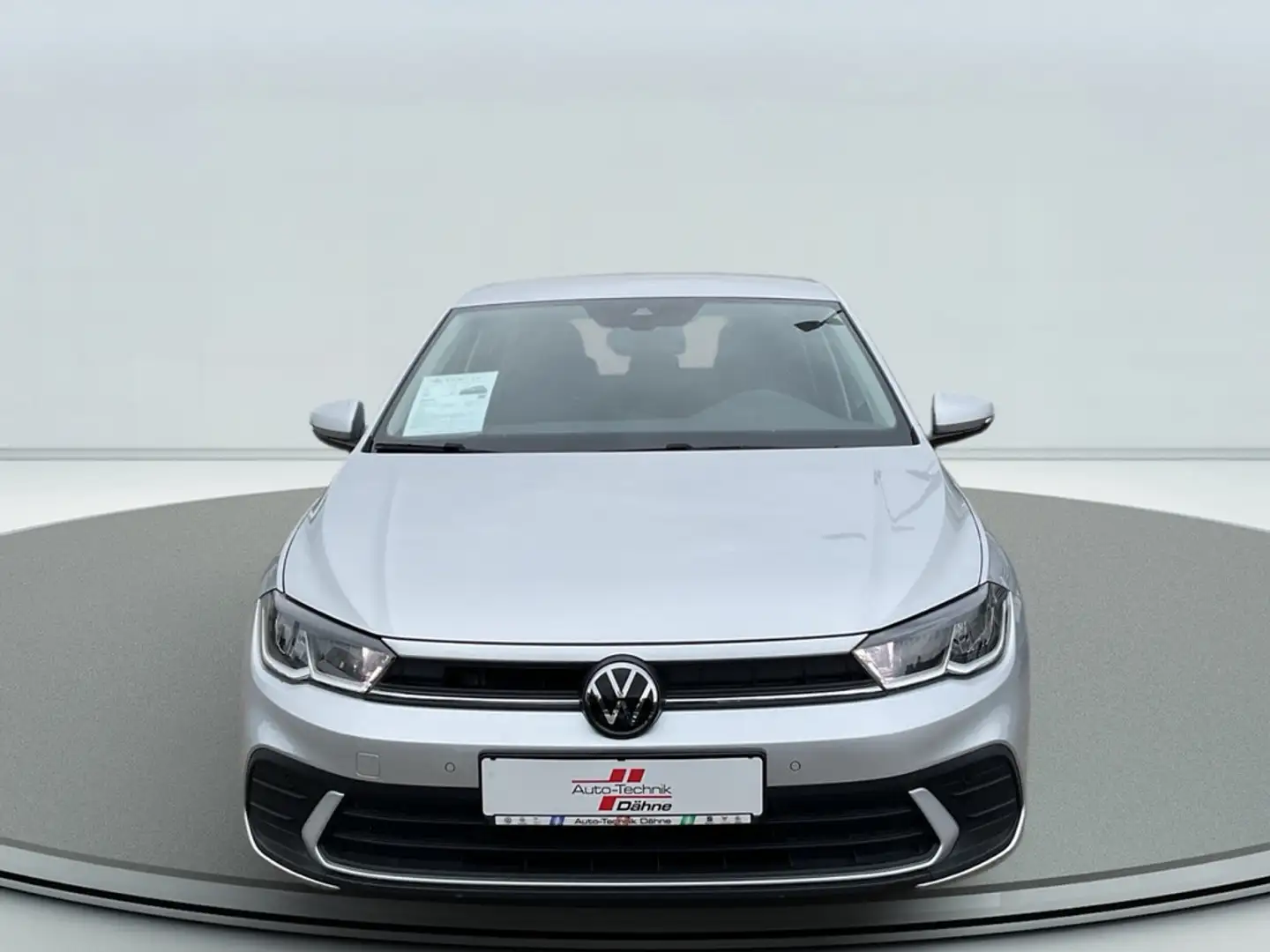 Volkswagen Polo 1.0 TSI DSG Life KLIMA PDC SHZ ACC LED Zilver - 2