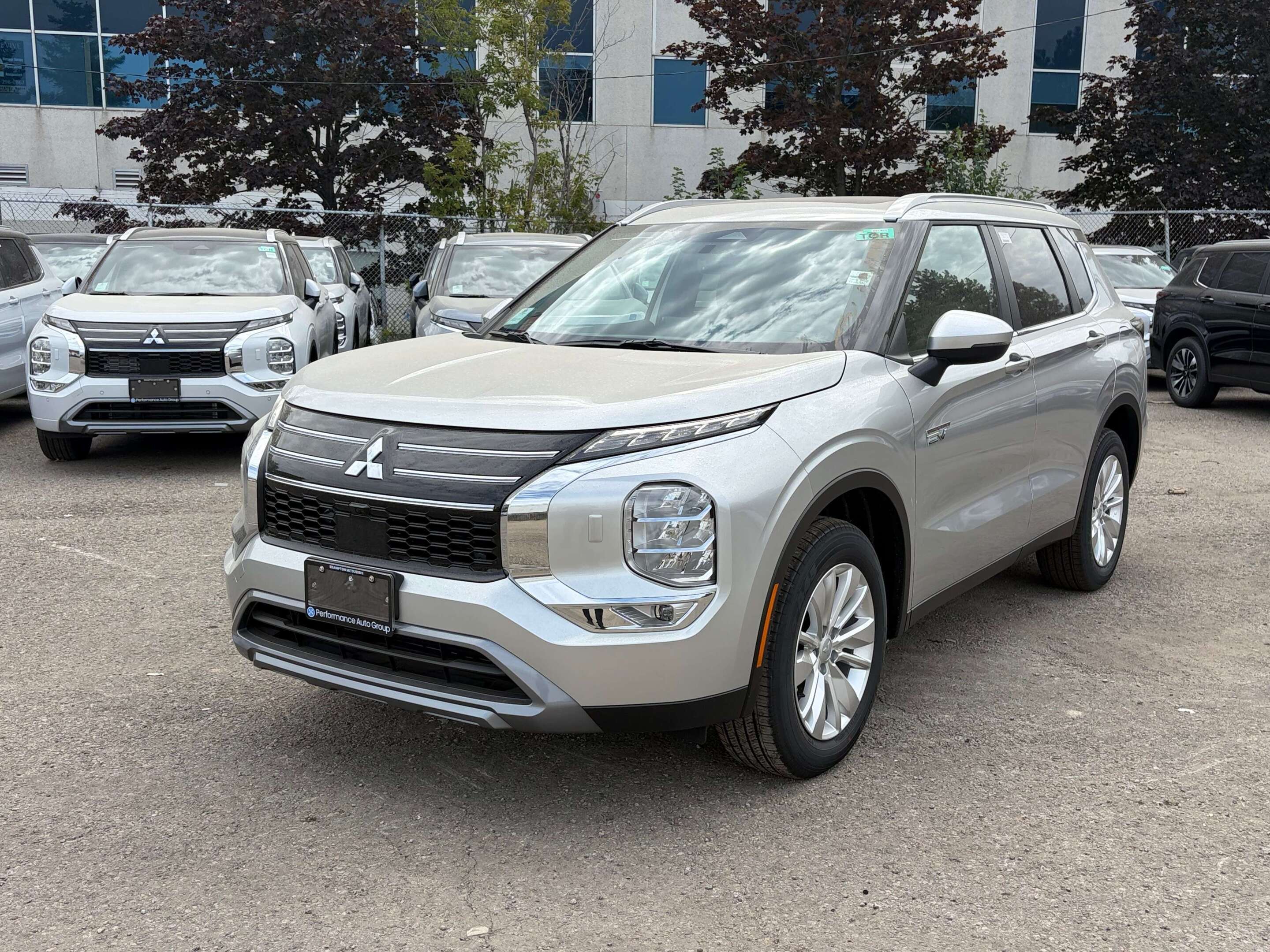 2026 Mitsubishi Outlander PHEV