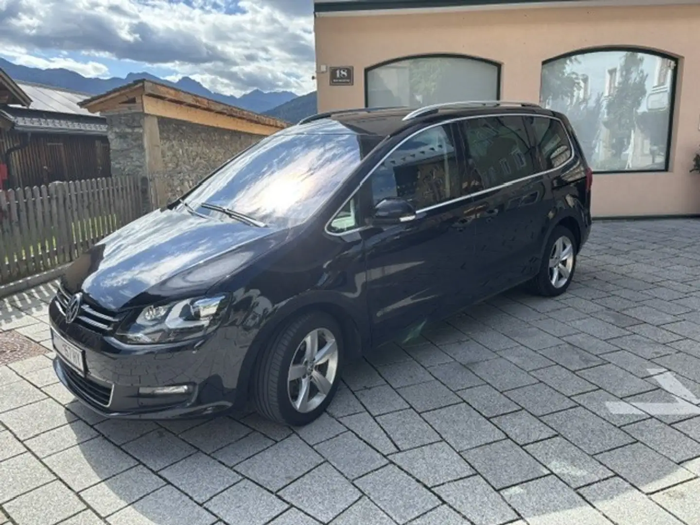 Volkswagen Sharan Sharan Comfortline BMT 2,0 TDI DPF DSG Comfortline Schwarz - 2