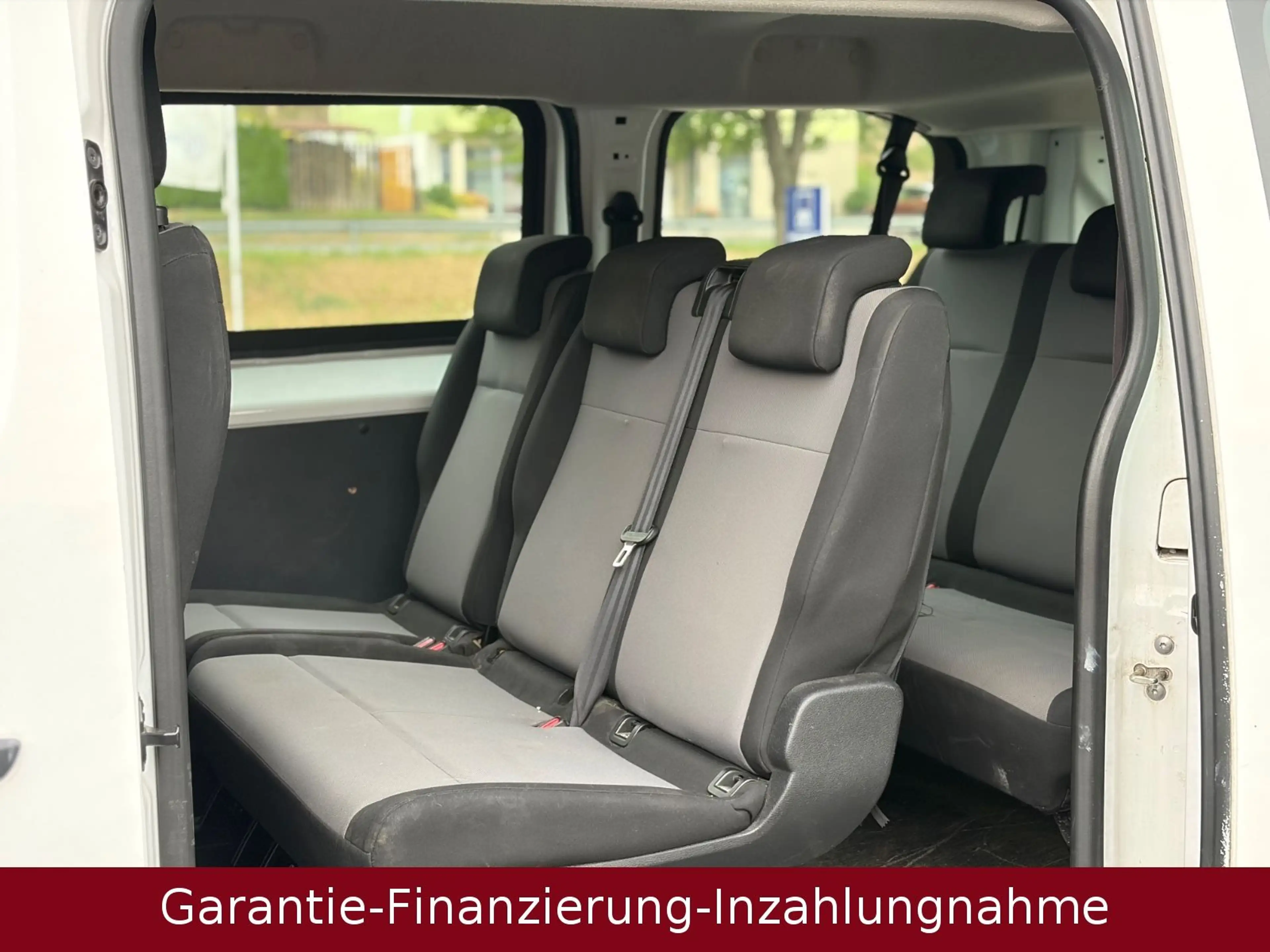 Peugeot Expert Kombi L2 9 Sitzer mit Klima — photo 14