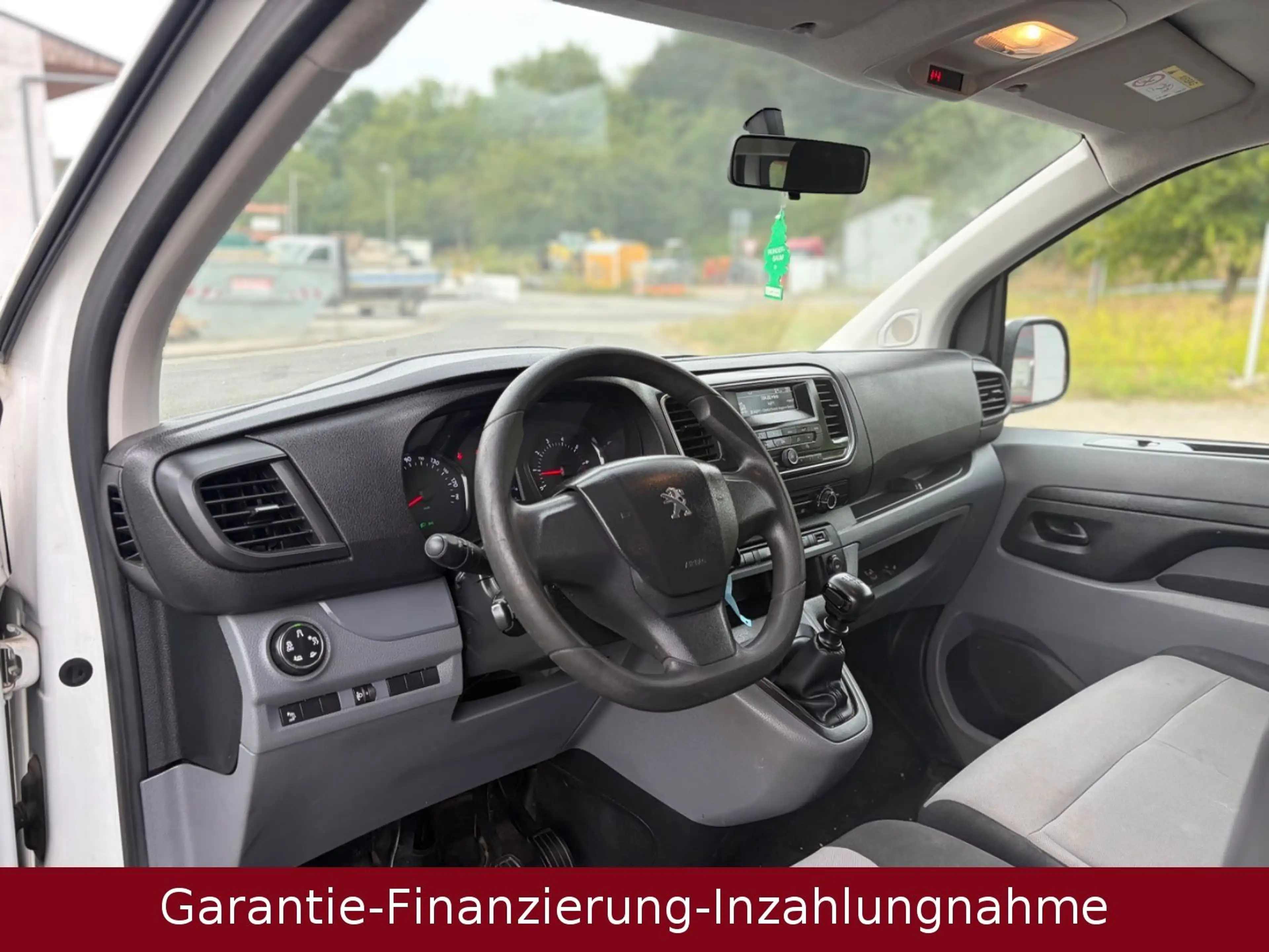 Peugeot Expert Kombi L2 9 Sitzer mit Klima — photo 8