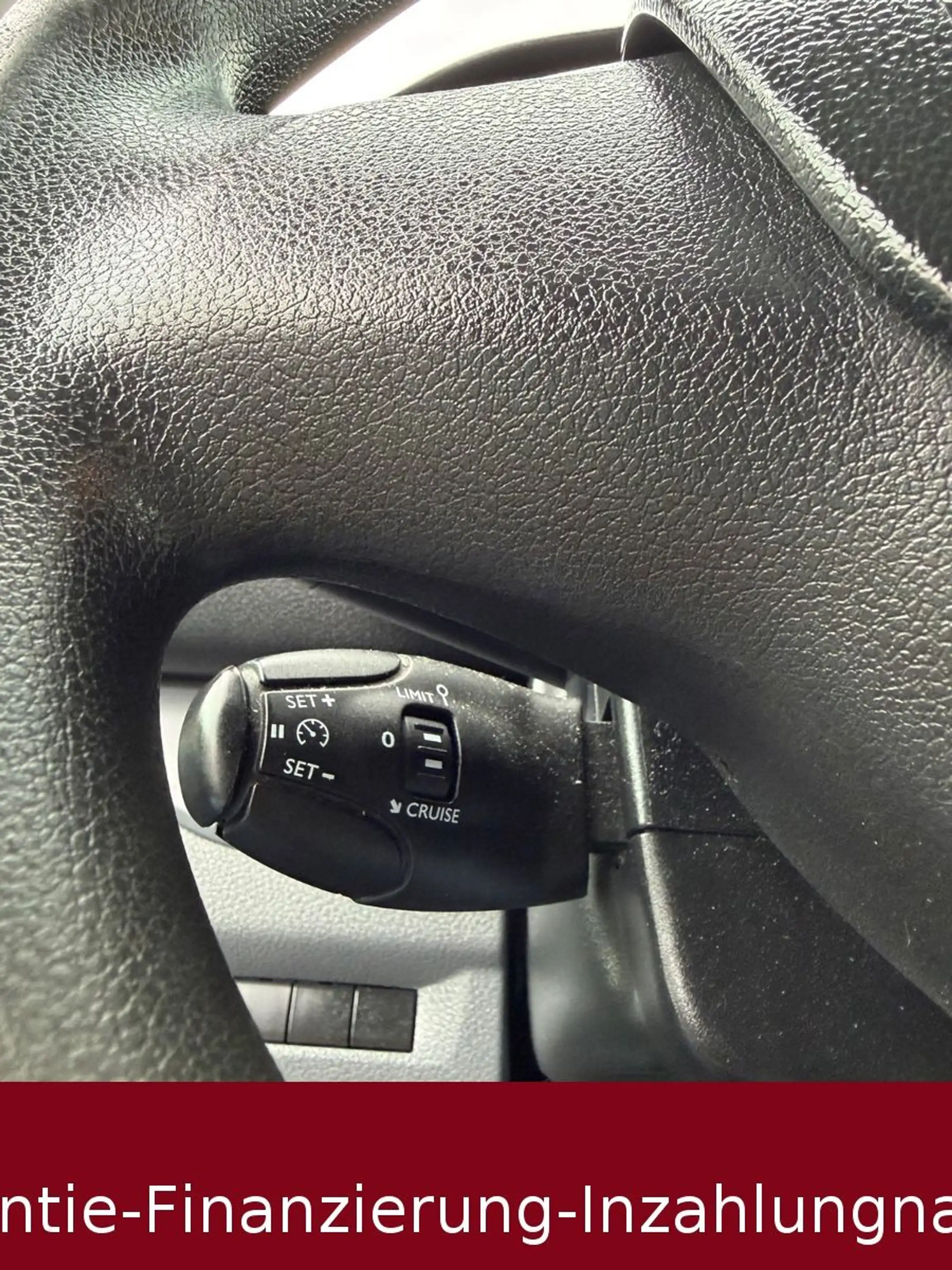 Peugeot Expert Kombi L2 9 Sitzer mit Klima — photo 13