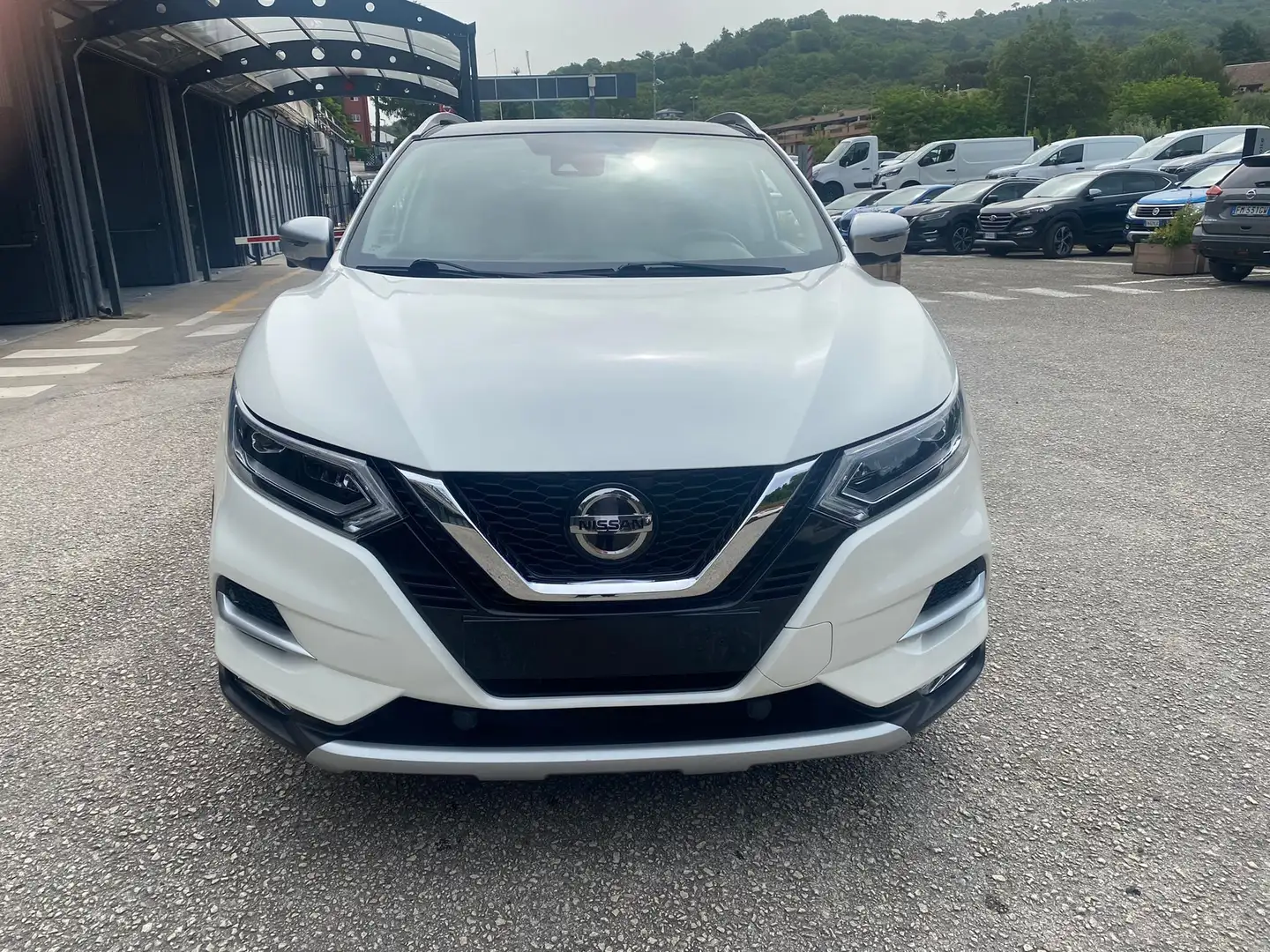 Nissan Qashqai 1.5 dci N-Connecta 115cv Bianco - 1