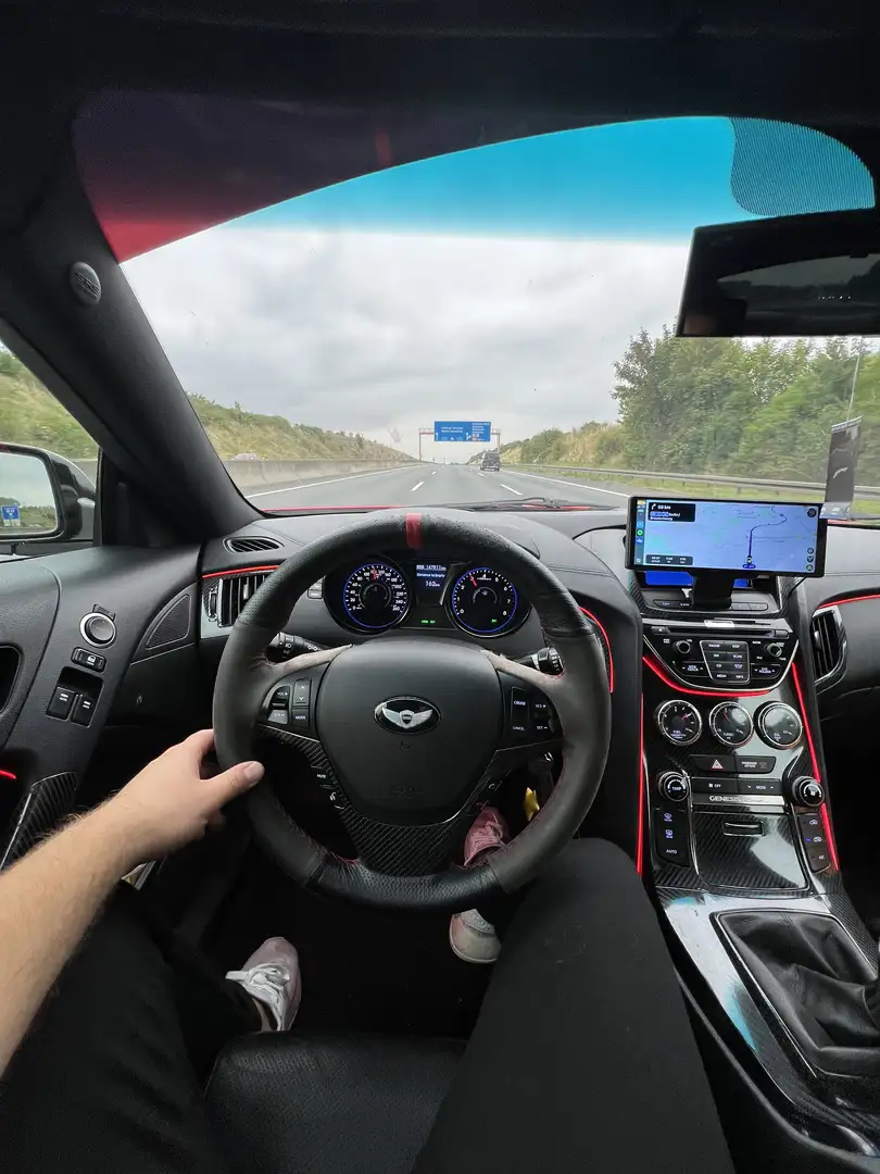 Hyundai Genesis Coupe 2.0 T R-Spec Weiß - 2