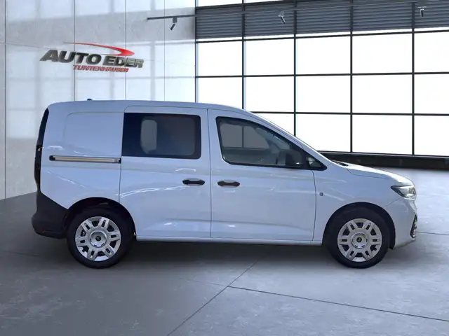 Ford Transit Connect view 14