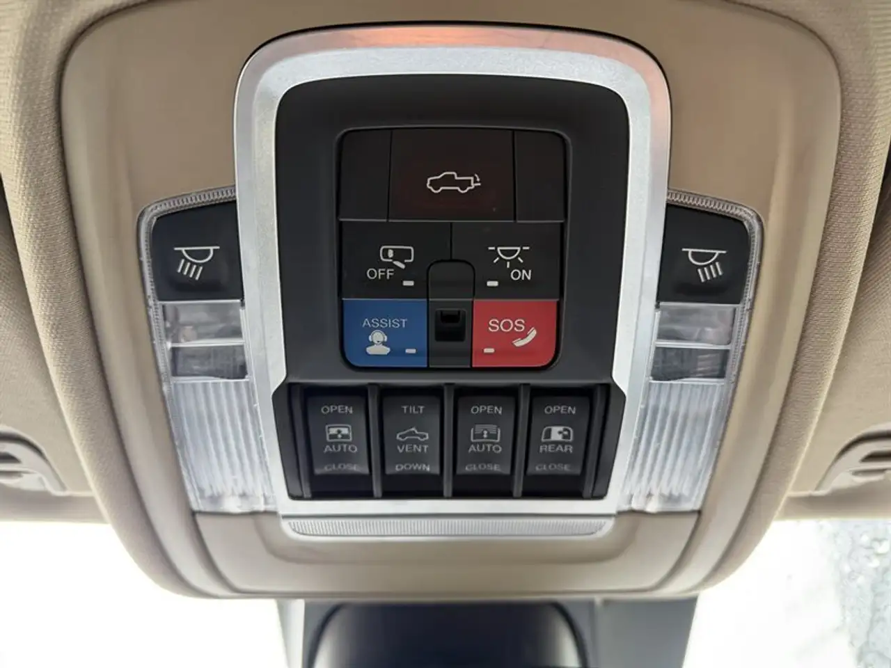 RAM 1500 photo RAM 1500