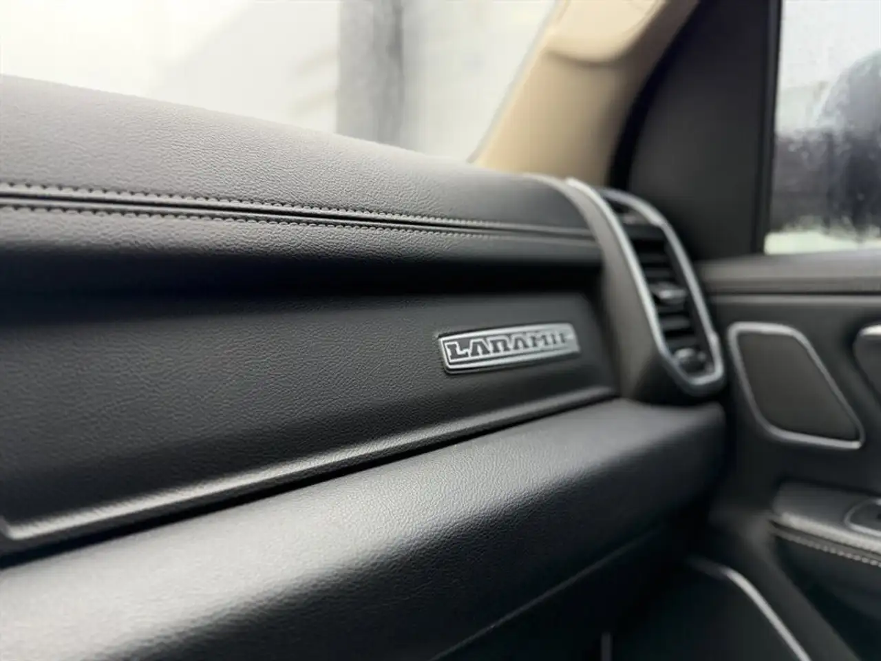RAM 1500 photo RAM 1500