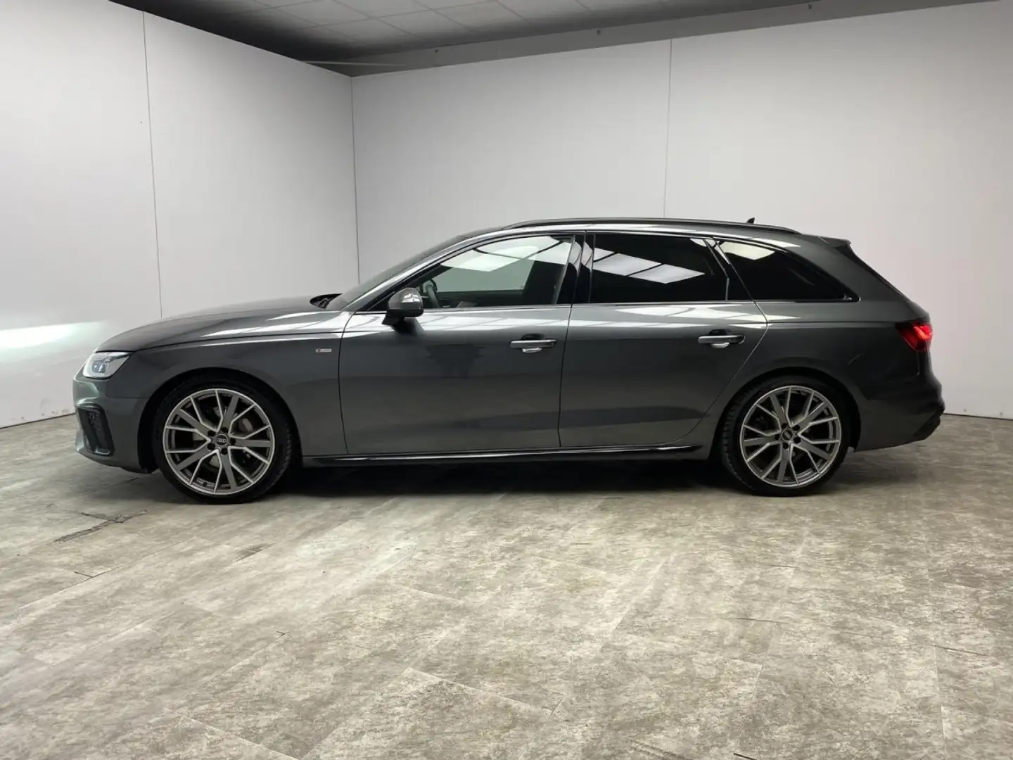 Audi A4 Avant 40 TDI S-Tronic S line Competition Klima Gris - 2