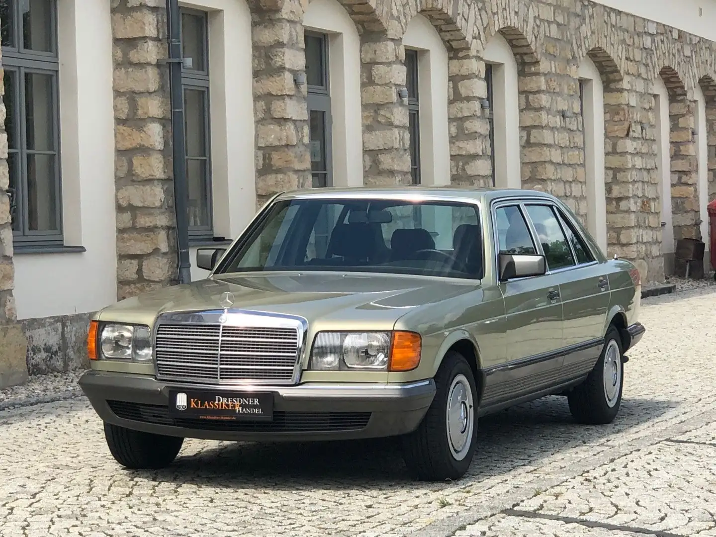 Mercedes-Benz 500 SEL, orig. 62.100 Km, Erstlack Zöld - 1