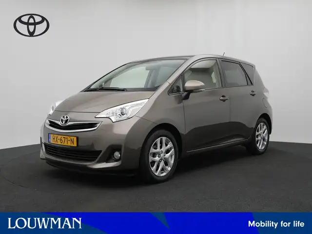 Toyota Verso-S 1.3 VVT-i Trend Automaat | Panoramadak | Trekhaak