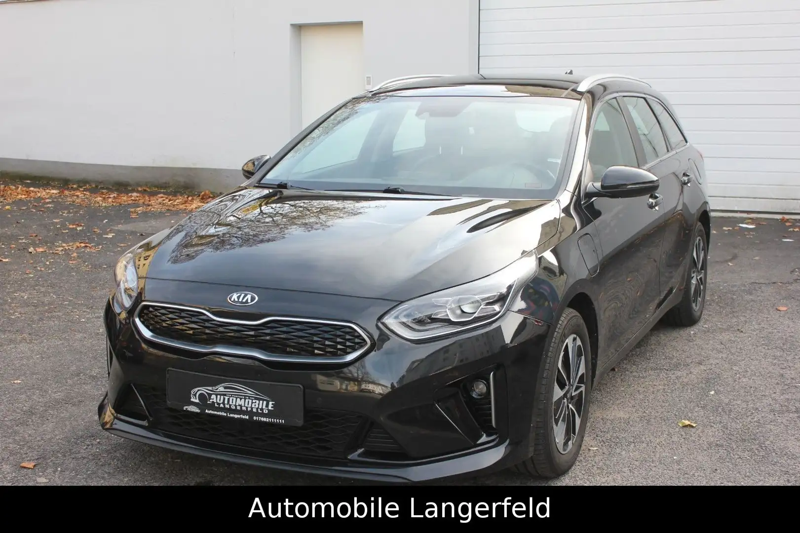 Kia Ceed SW / cee'd SW Spirit TOTW ACC SHZ NAVI LEDER Schwarz - 2