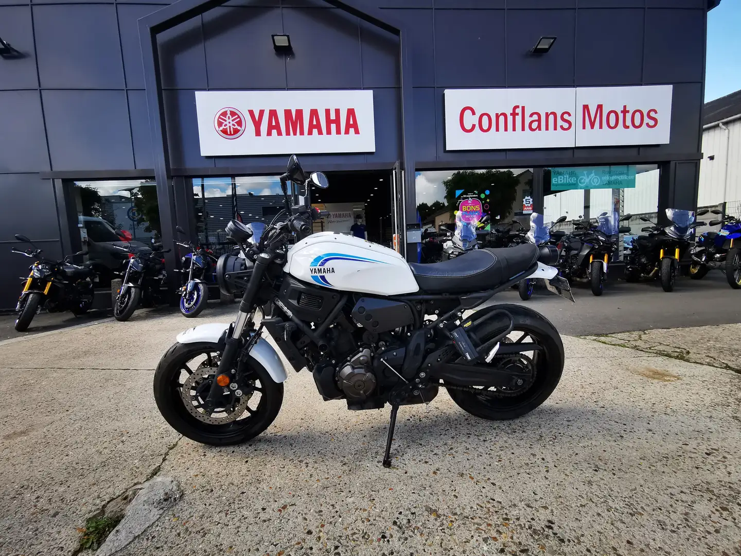 Yamaha XSR 700 Blanc - 2