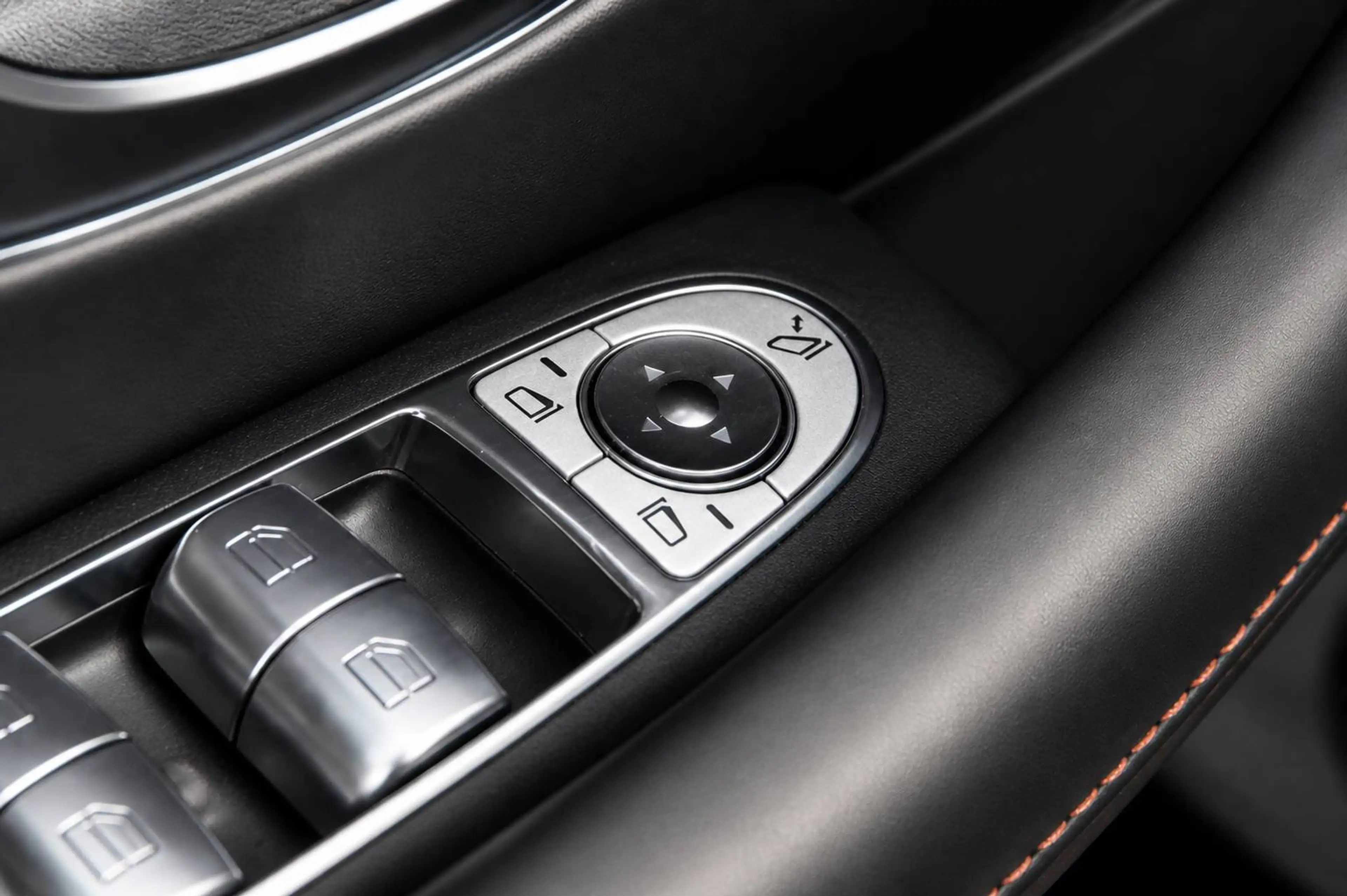 Mercedes-Benz E 43 AMG - 4-Matic - Full Option - 2 Owners — photo 15
