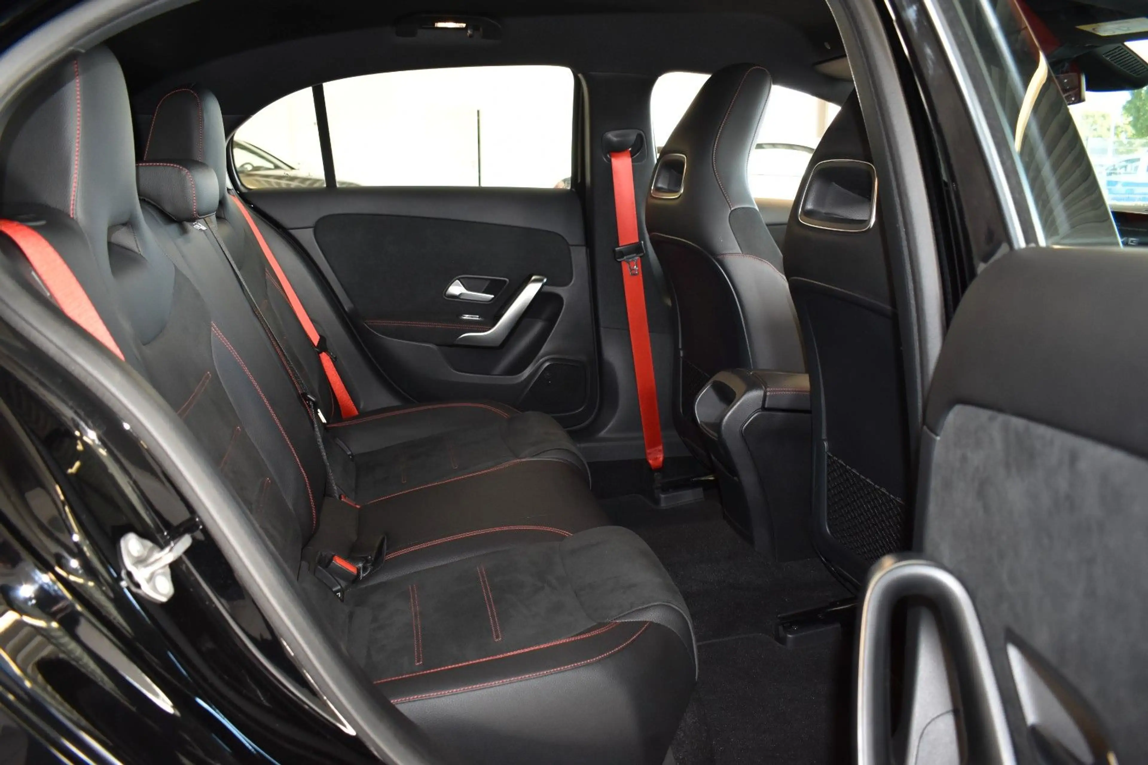 Mercedes-Benz A 35 AMG A35 AMG 4Matic/AMBI/CAM/MULTIBEAM/ — photo 14