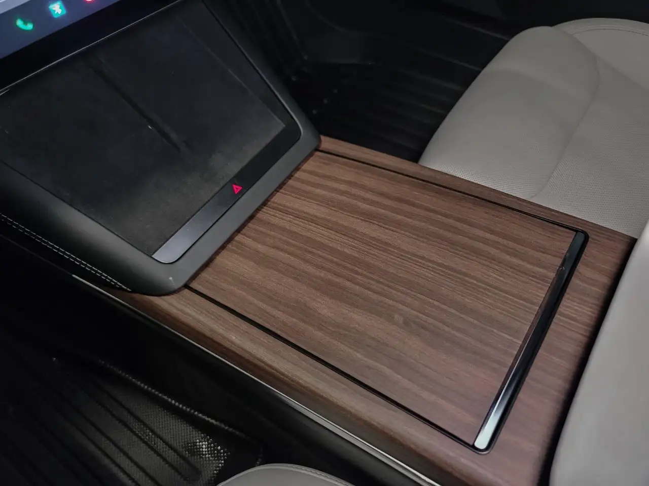 Tesla Model S снимка Tesla Model S