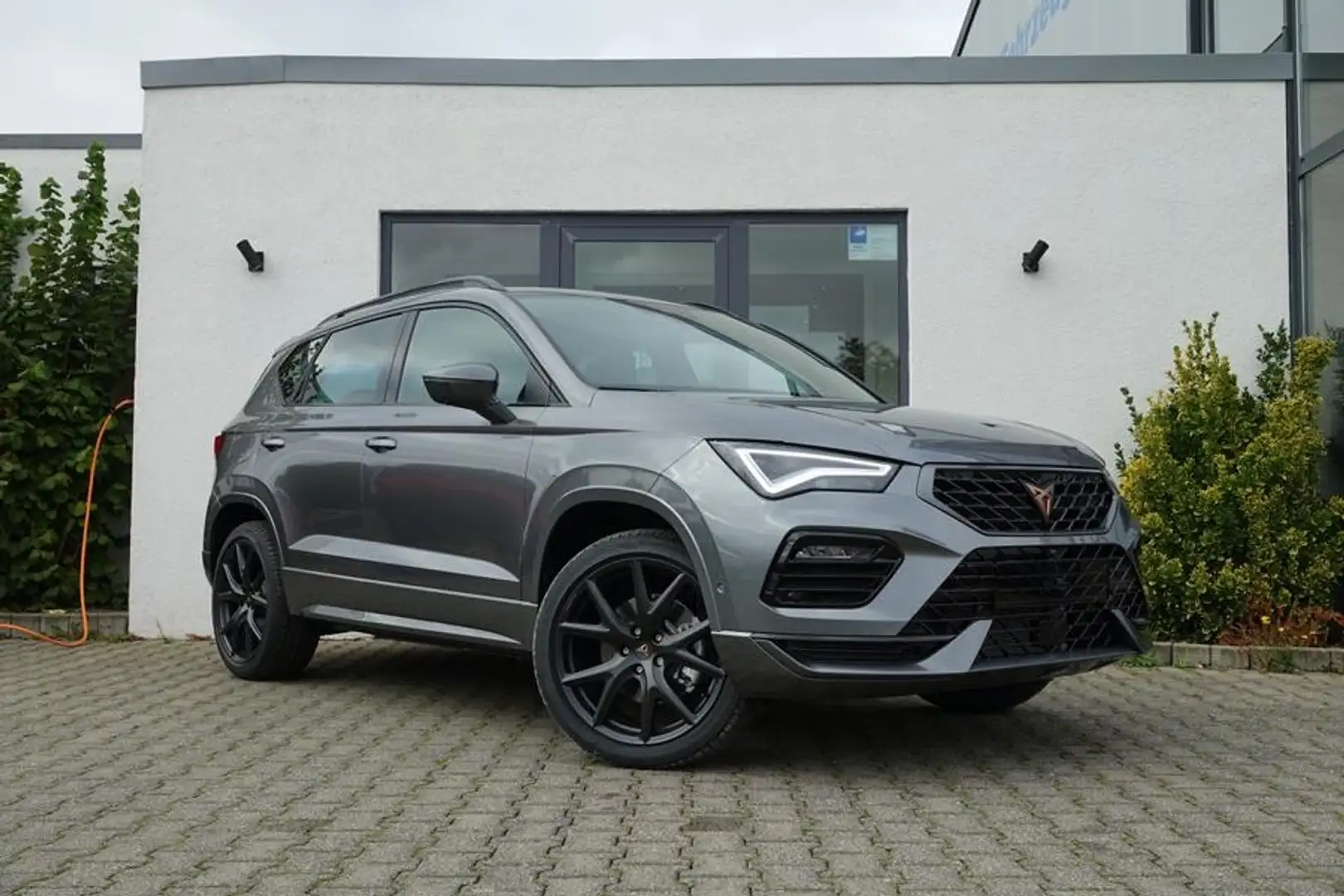 CUPRA Ateca 190PS 4DRIVE Leder/AHK/el.H-Klappe/Pano+++ Grau - 1