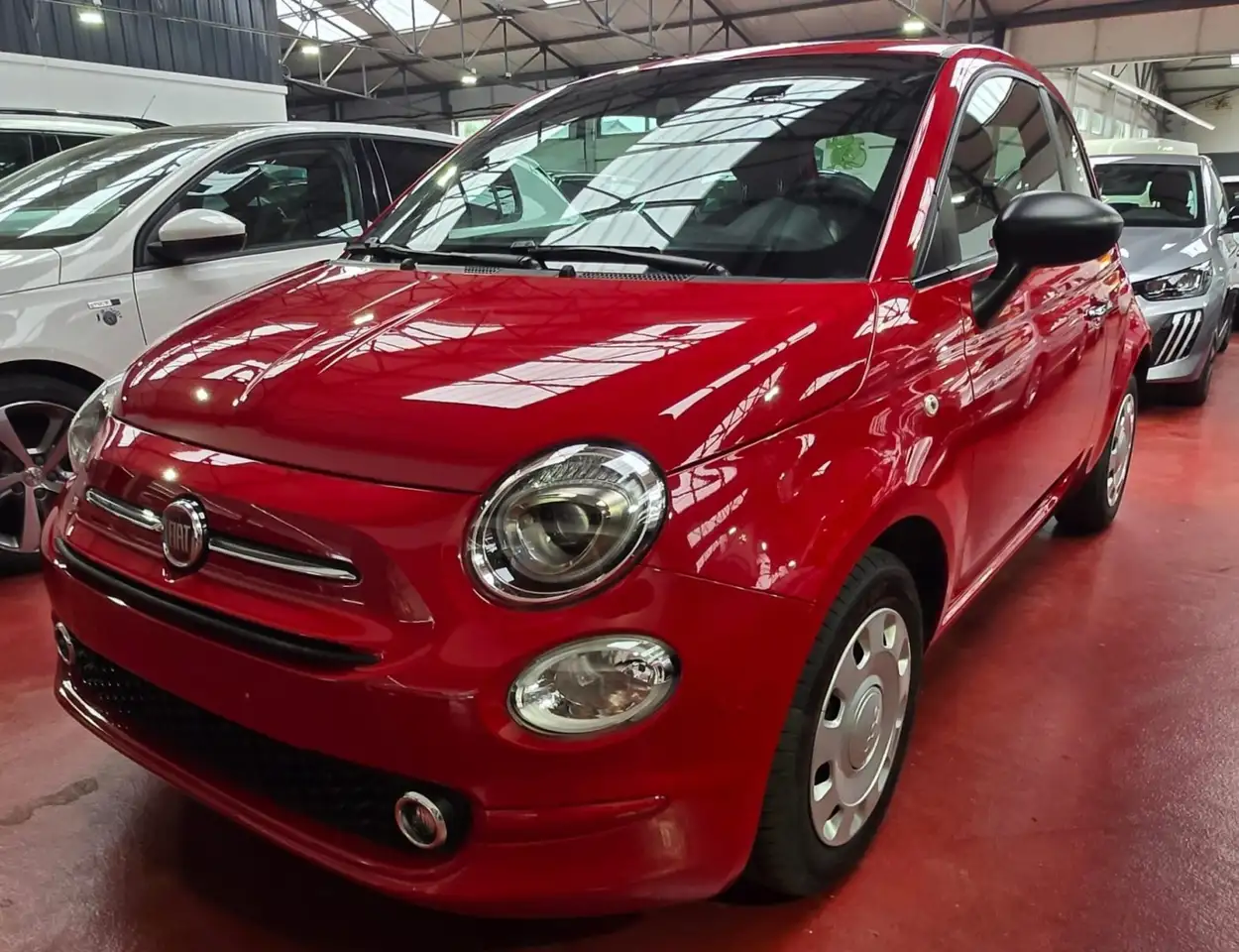 Fiat 500 1.0 70 ch Hybride BSG S/S (RED) — photo 1 of 10