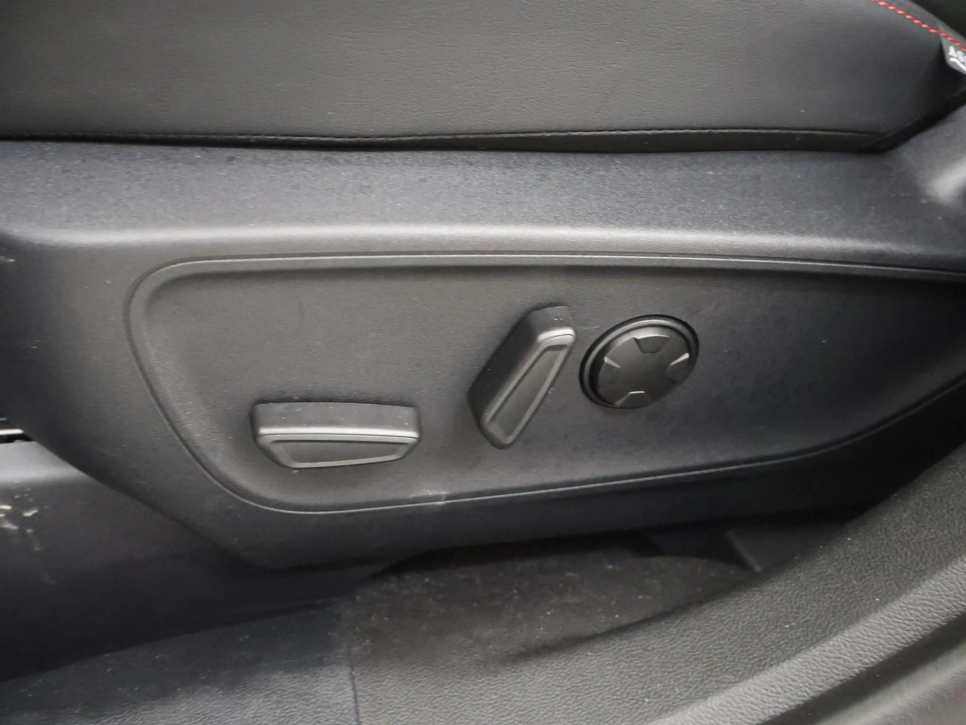 Ford Kuga 2.5 PHEV ST-Line X | Elekt. inklapbare Trekhaak | — photo 13