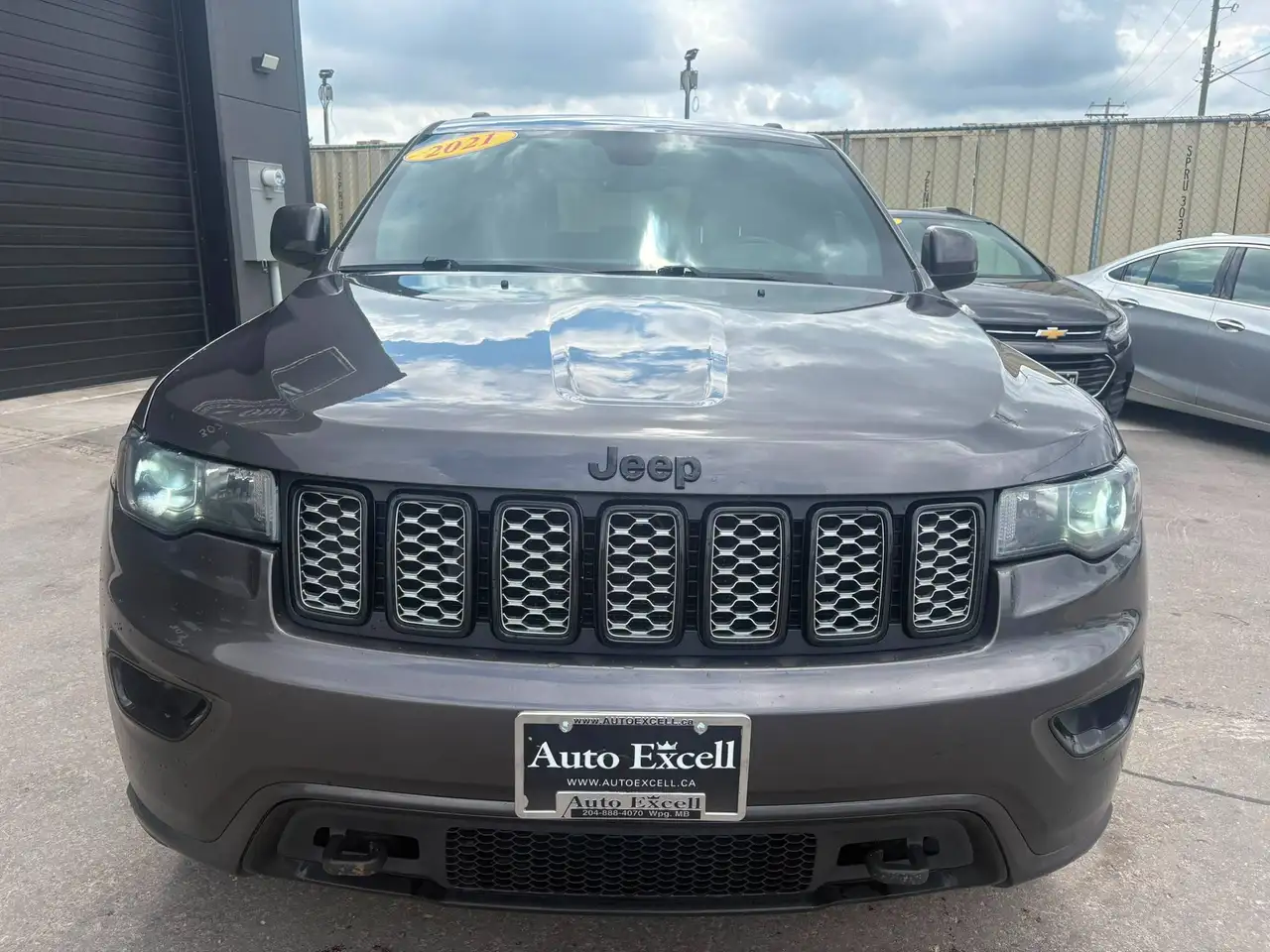 Jeep Grand Cherokee снимка Jeep Grand Cherokee