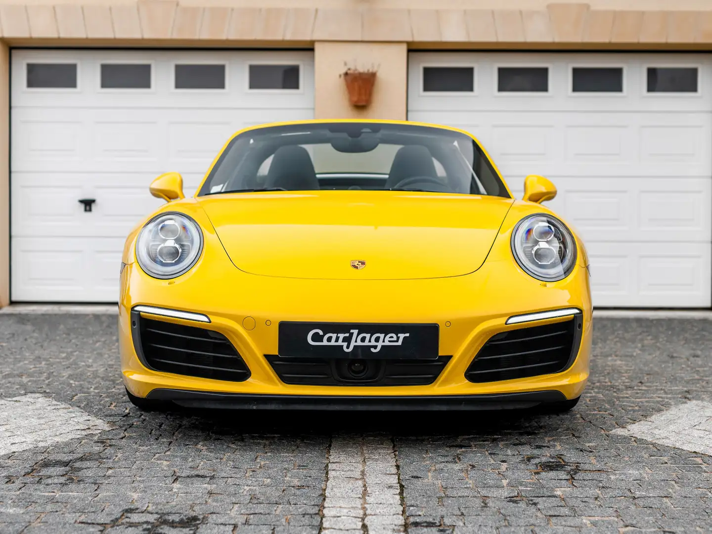 Porsche 911 991.2 Targa 4S Jaune - 2