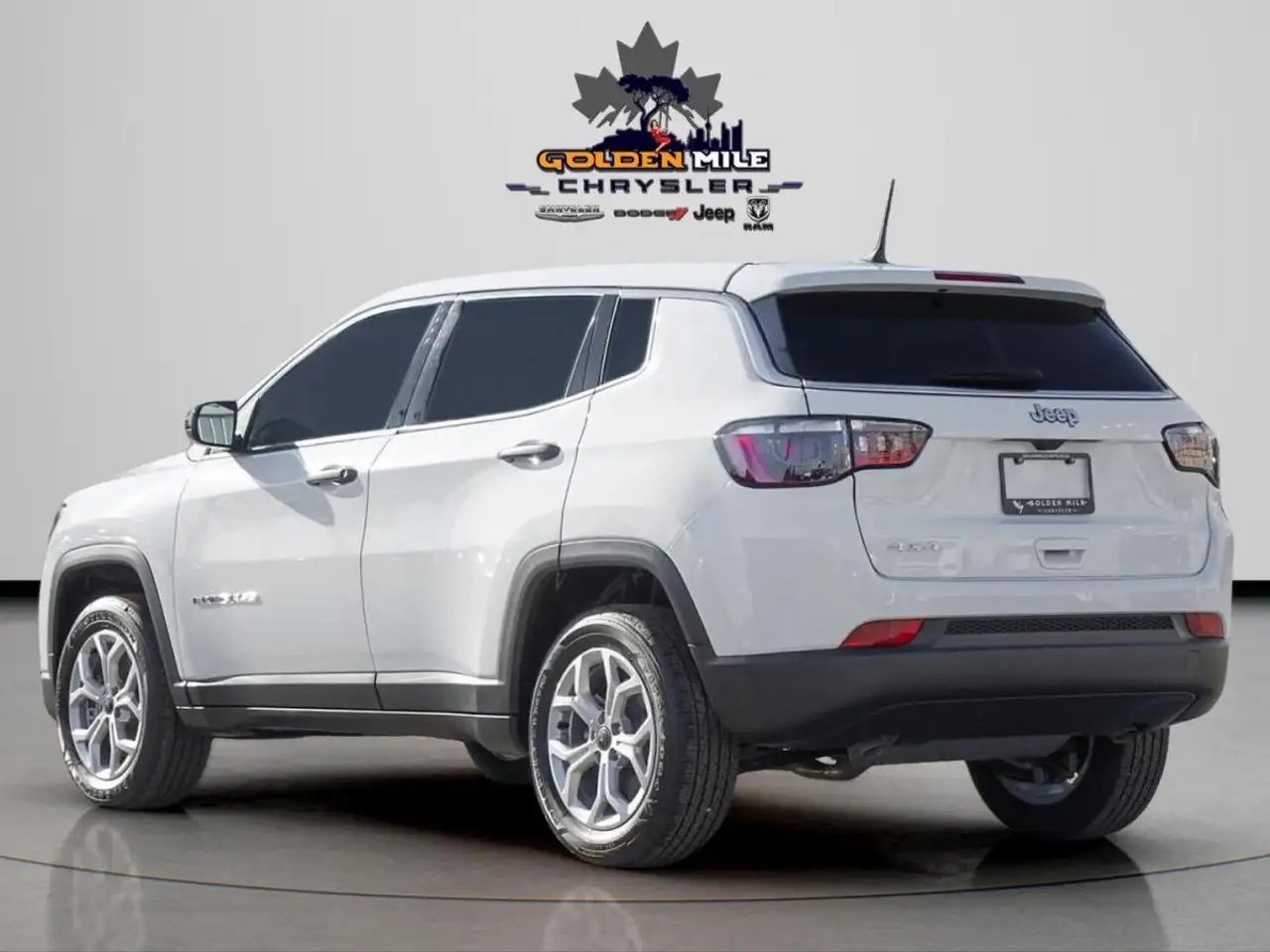 Jeep Compass снимка Jeep Compass