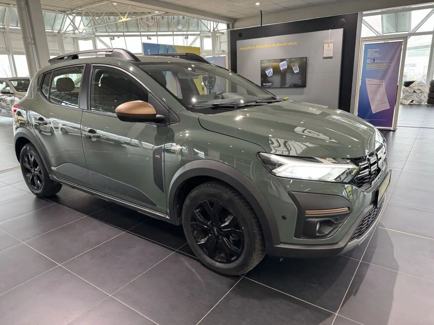 Dacia Sandero III Stepway Extreme+ TCe110 * Grau - 2