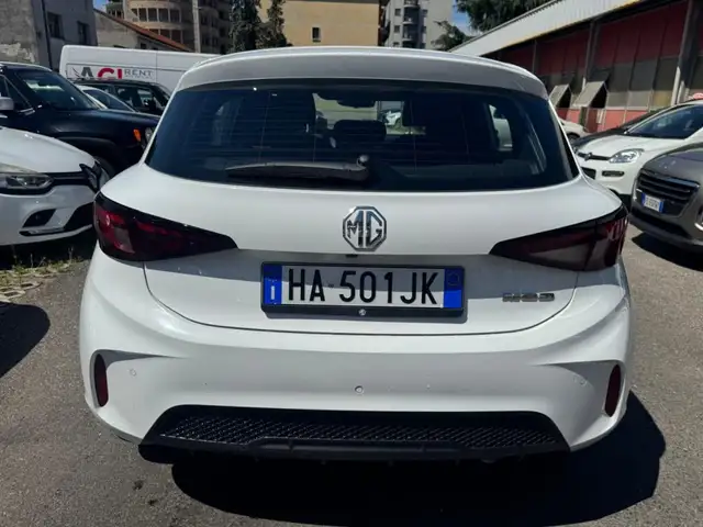 MG MG3 view 6