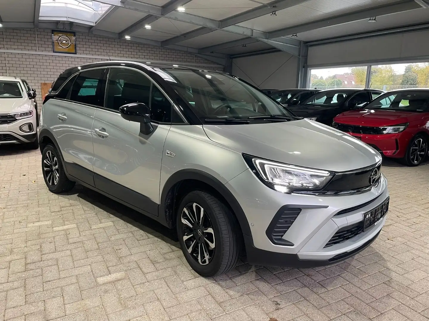 Opel Crossland X 1.2 Turbo Elegance RFK LED PDC Navi Argent - 2