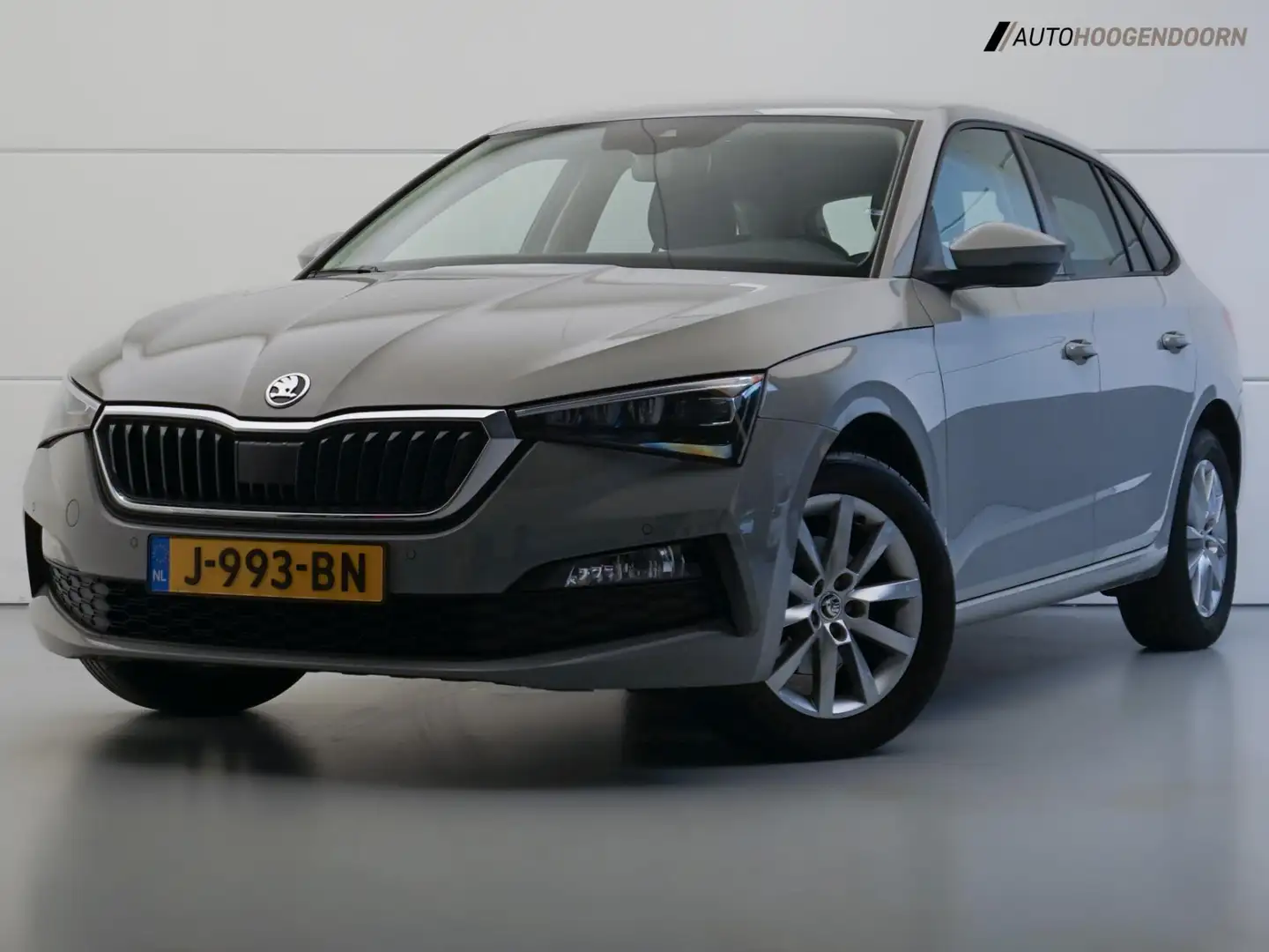 Skoda Scala 1.0 TSI Business Edition Luxe (APPLE CARPLAY,LED,S Grau - 1