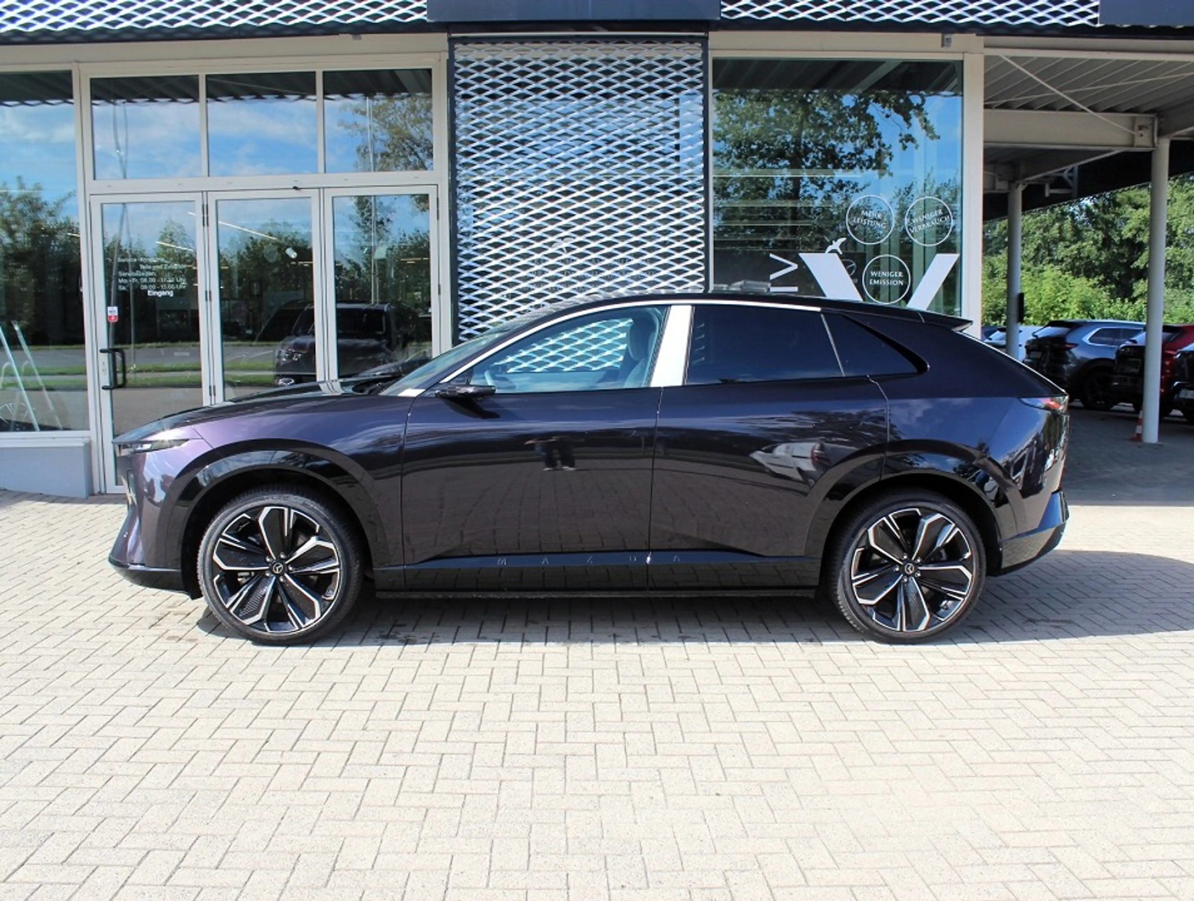 Mazda CX-6e EV-258 Takumi Plus *AHK* DIGI. SPIEGEL 21" PANO — photo 2
