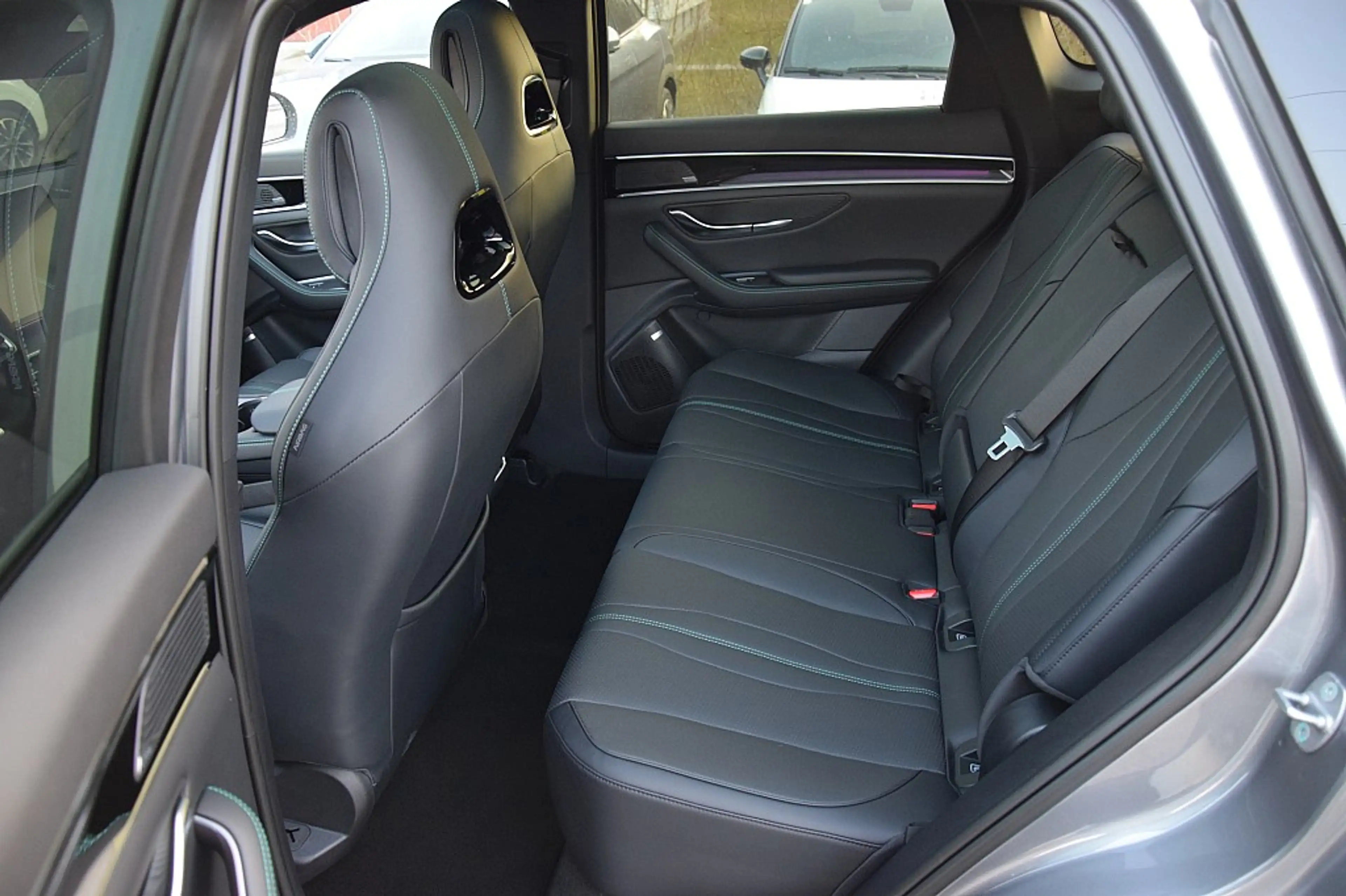 BYD Seal U DM-i PHEV 18,3kWh Boost Österreich Paket*LAGERF... — photo 10