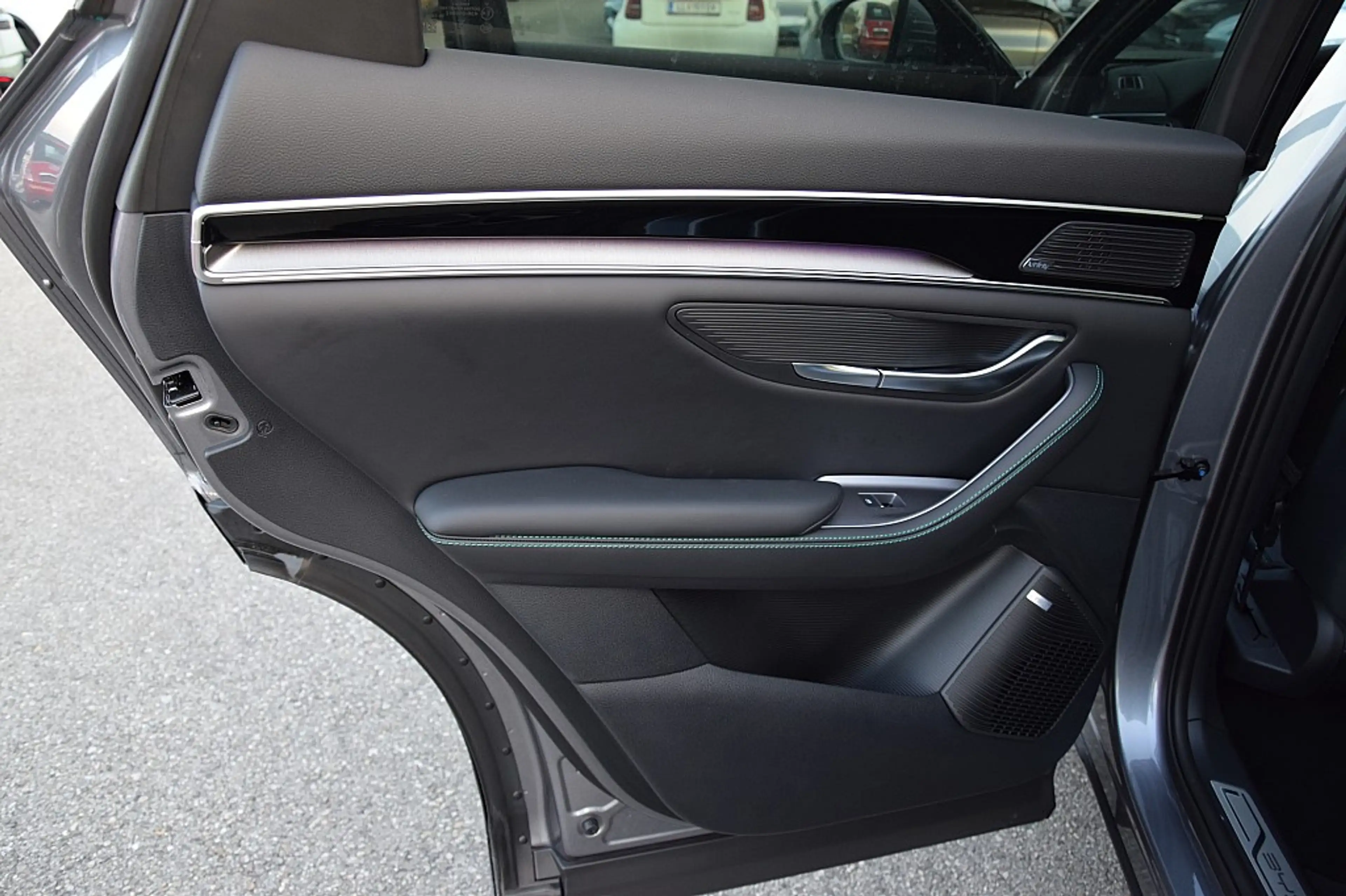 BYD Seal U DM-i PHEV 18,3kWh Boost Österreich Paket*LAGERF... — photo 11