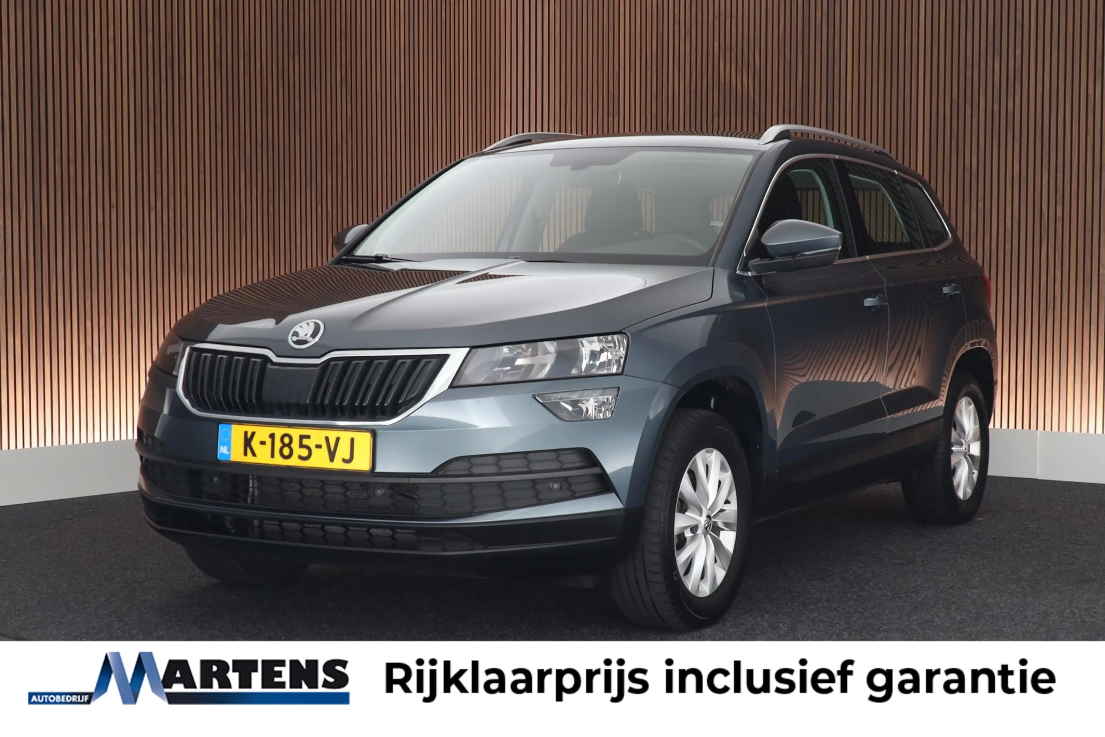 Skoda Karoq 1.5 TSI 150pk DSG Business Trekhaak Camera Keyless