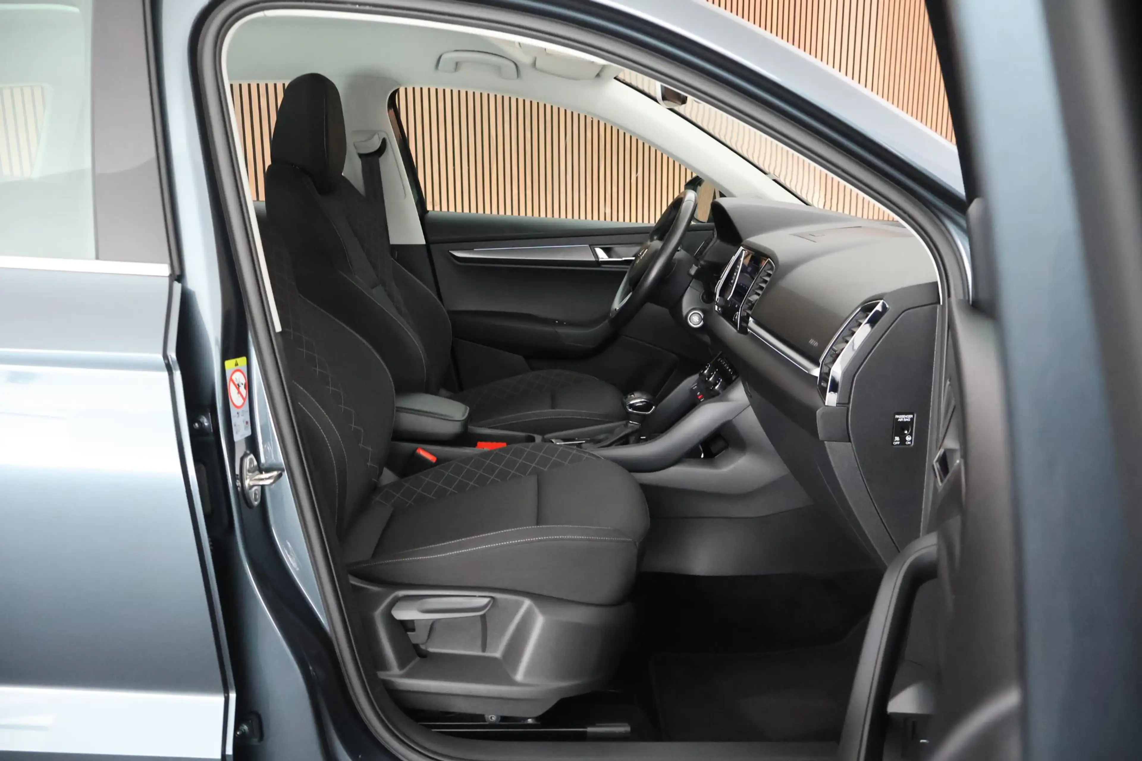 Skoda Karoq 1.5 TSI 150pk DSG Business Trekhaak Camera Keyless — photo 12