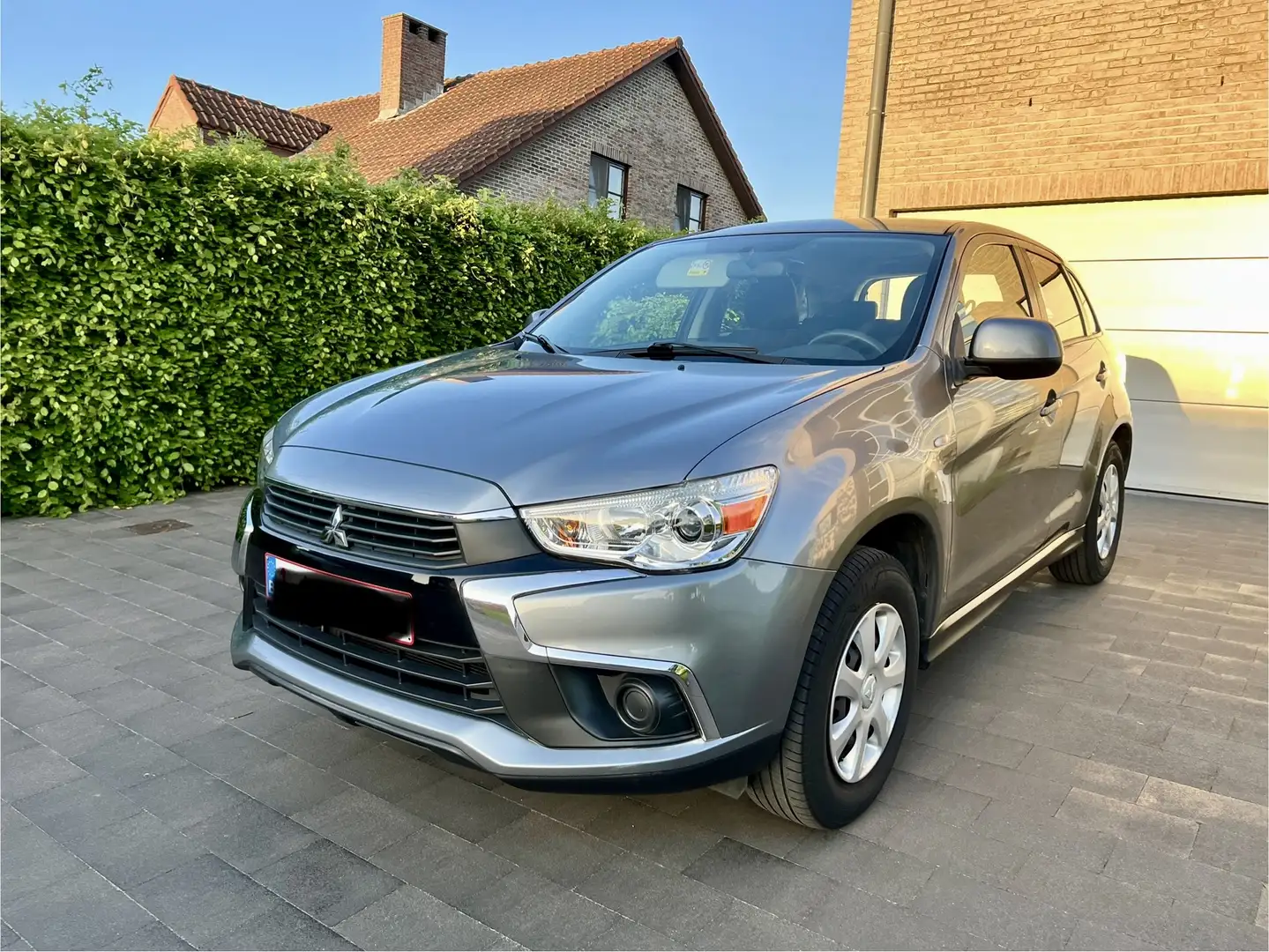 Mitsubishi ASX 1.6 2WD Grijs - 1