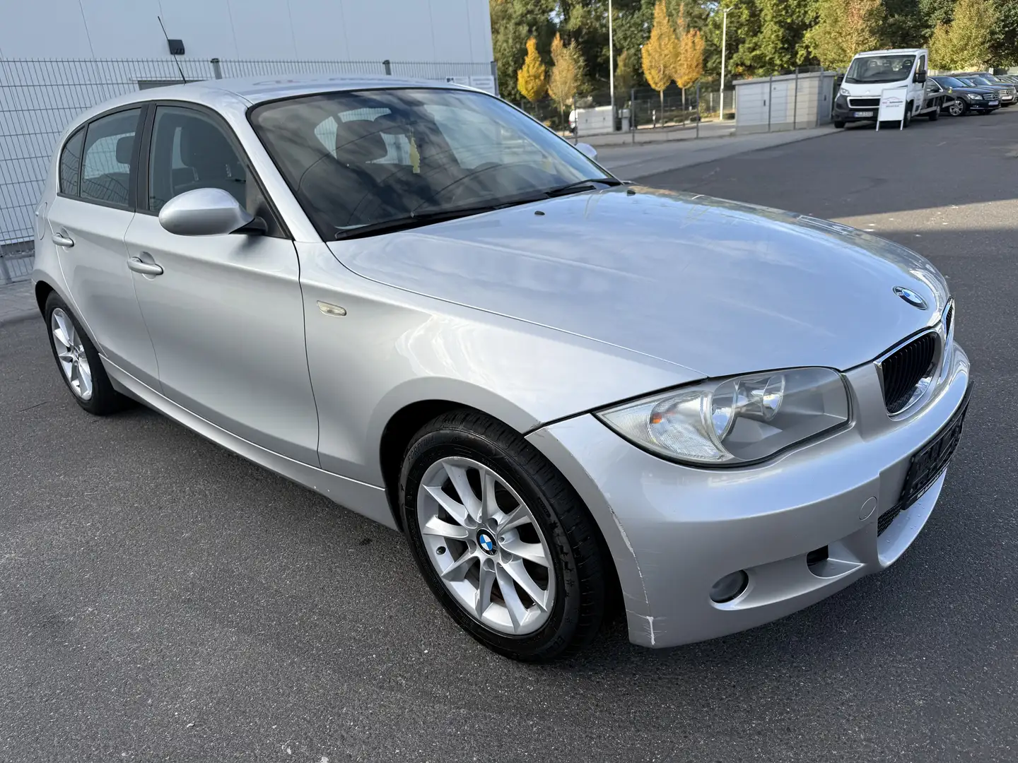 BMW 118 118i Neue Steuerkette, Neue Inspektion Grau - 2