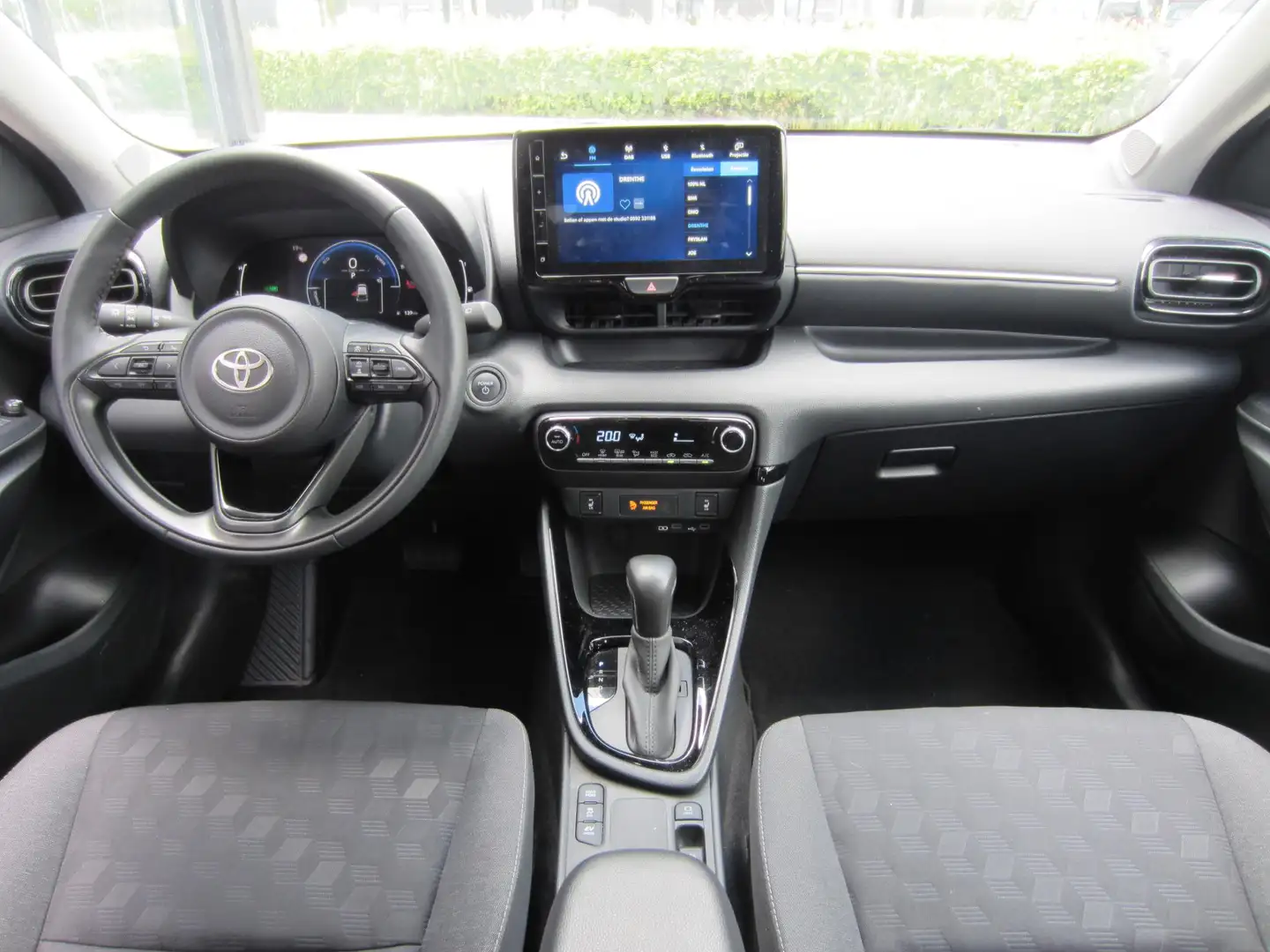 Toyota Yaris 1.5 Hybrid 115 First Ed Clima Cruise Stoelverw Gris - 2