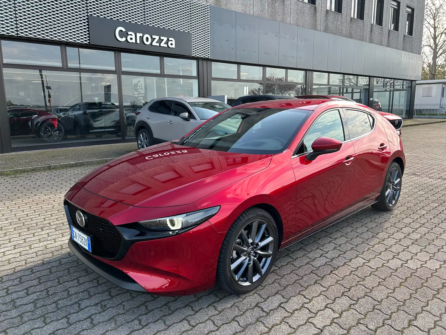 Mazda 3 3 5p 2.0 m-hybrid Exclusive PELLE Black 150cv auto Rojo - 1