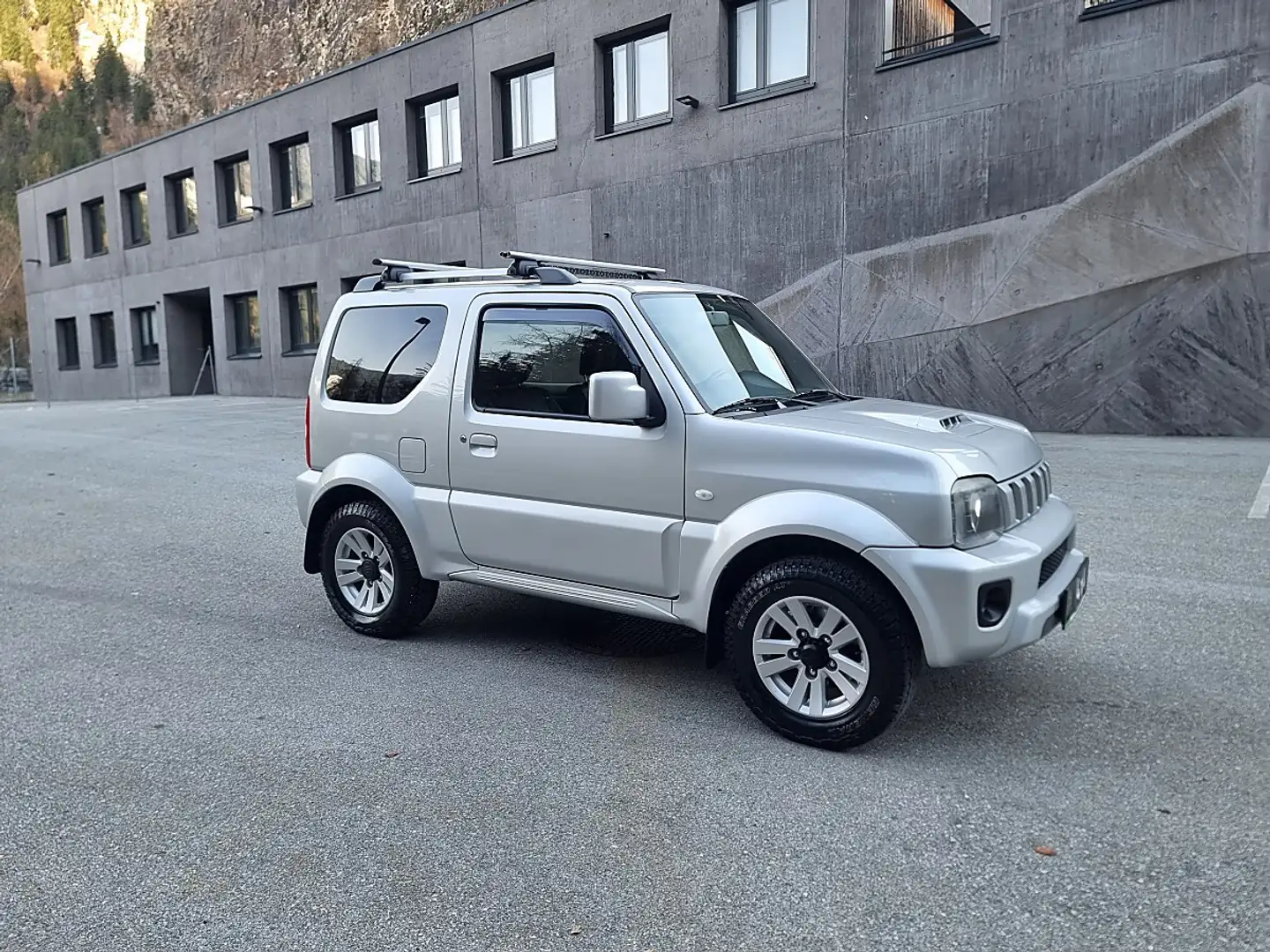 Suzuki Jimny 1,3 VX L3 deluxe Silber - 1