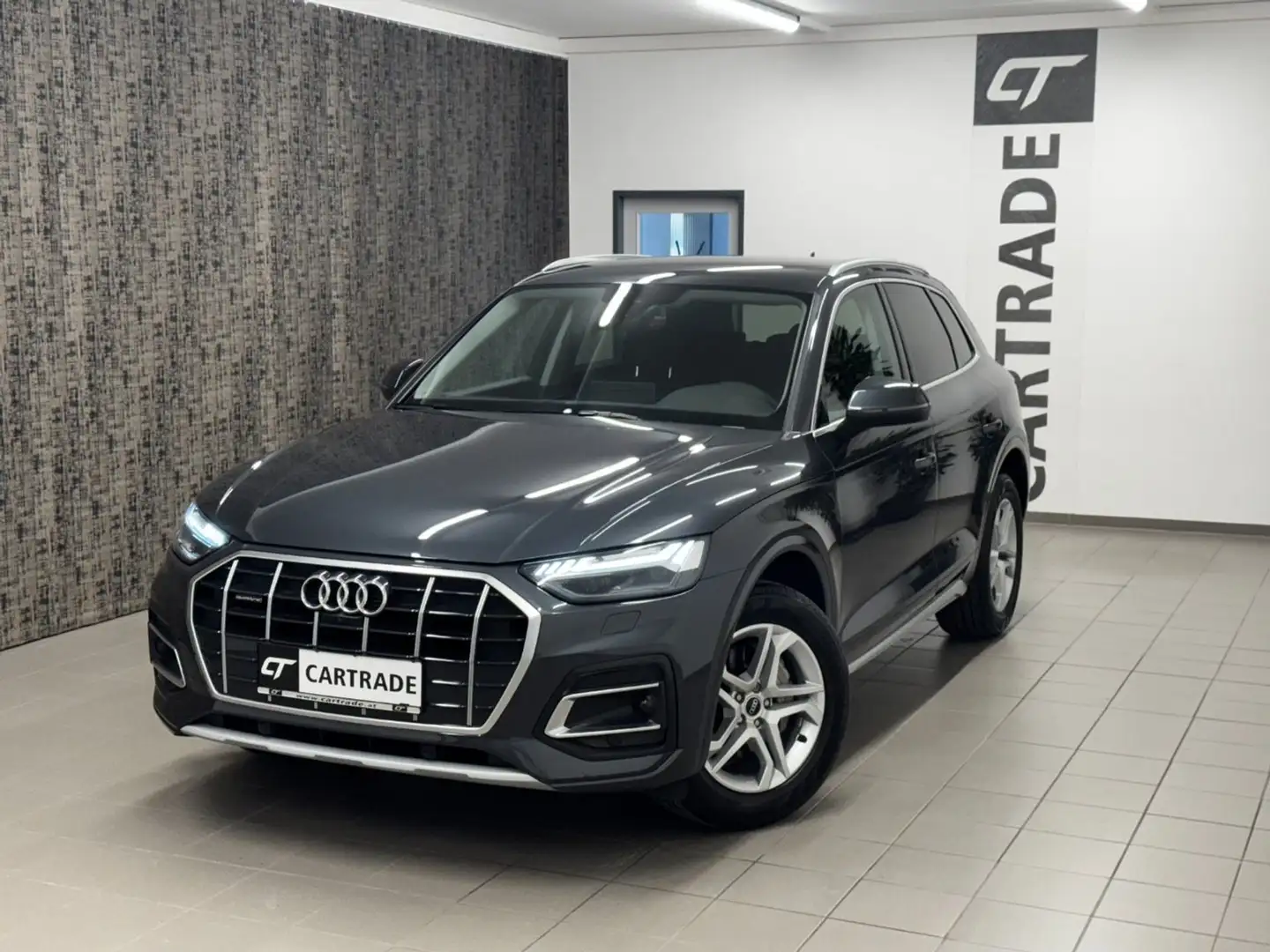 Audi Q5 40 TDI quattro Grau - 2