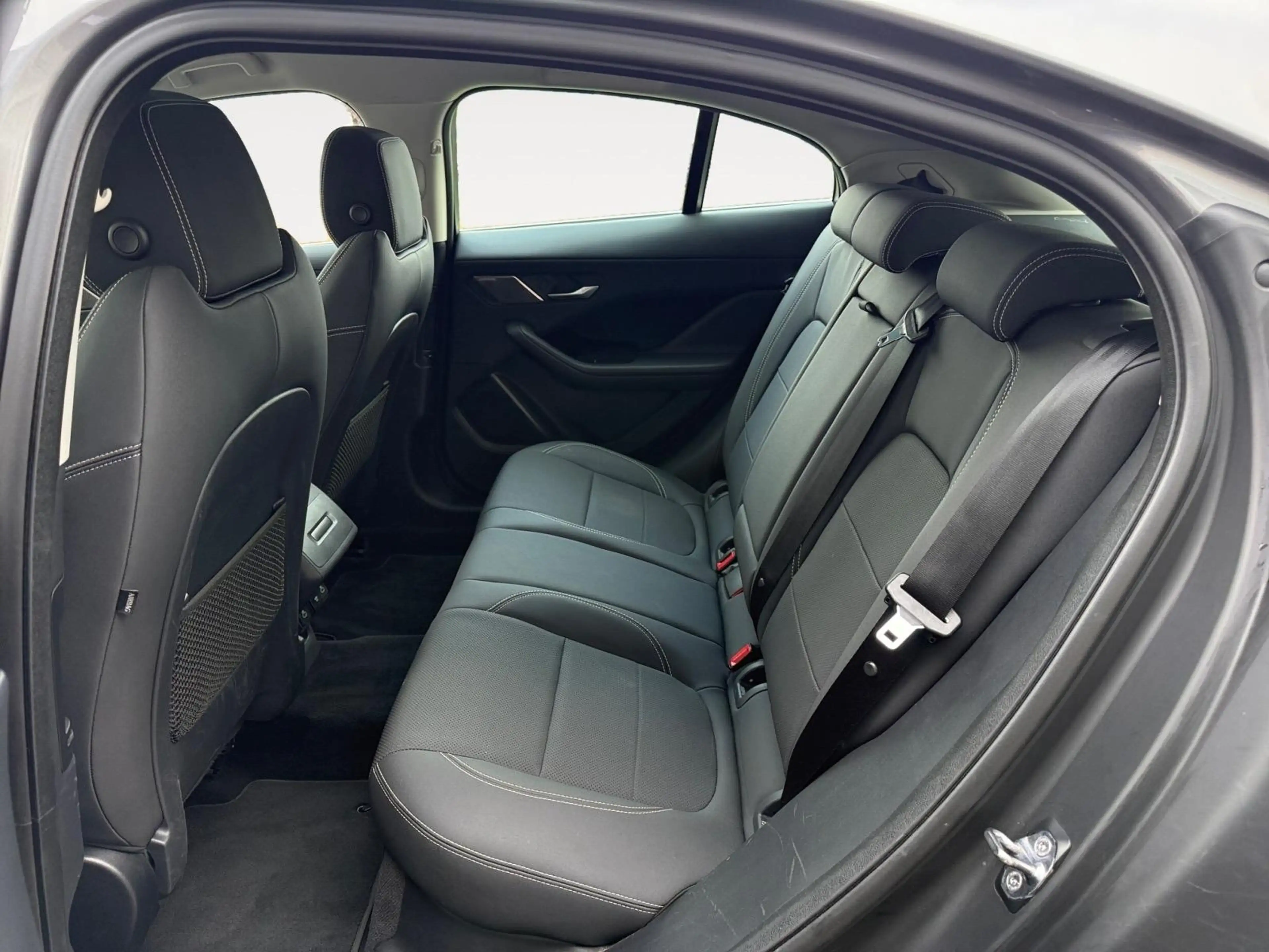 Jaguar I-Pace S 320EV — photo 10