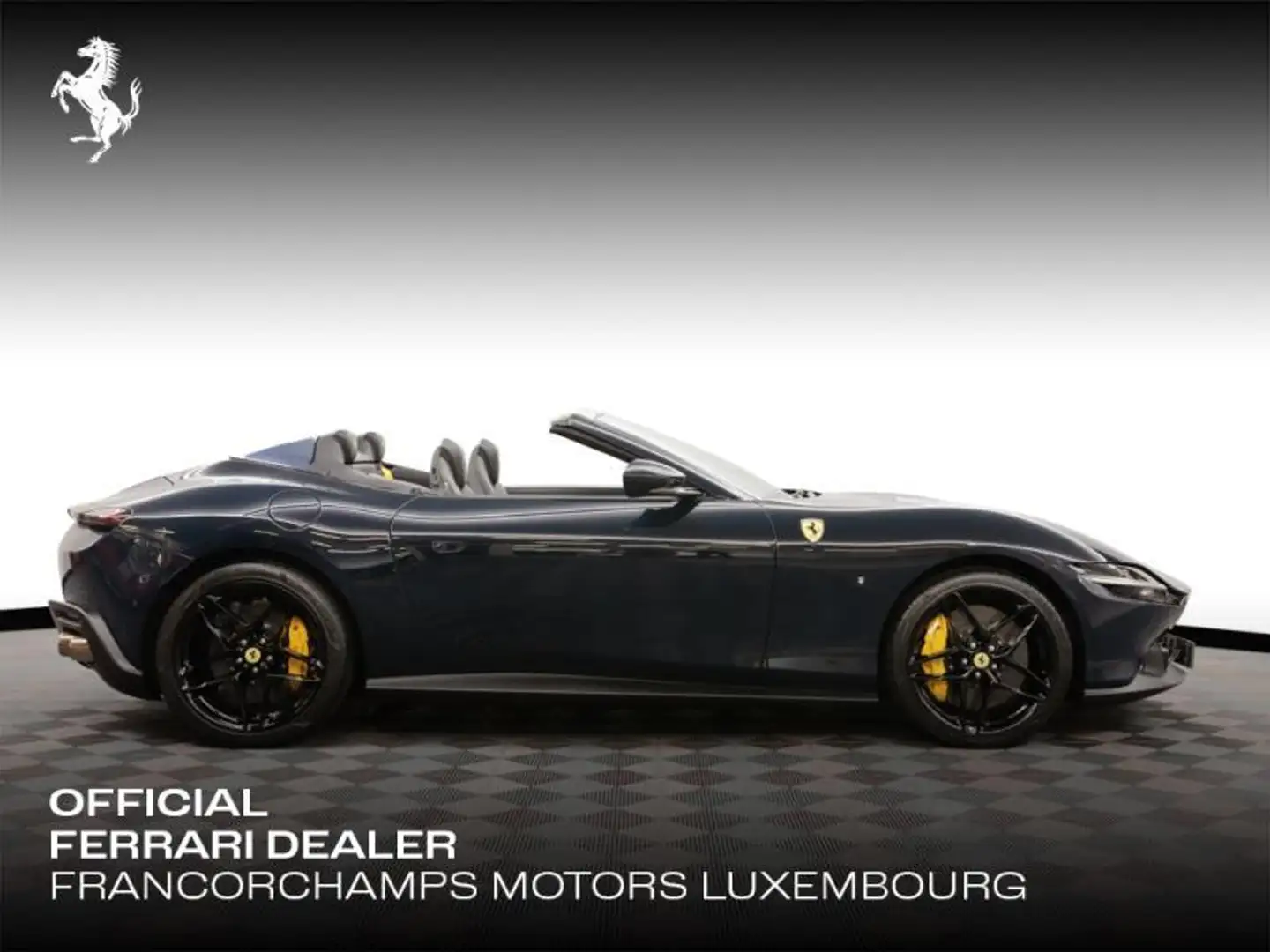 Ferrari Roma Spider Niebieski - 2